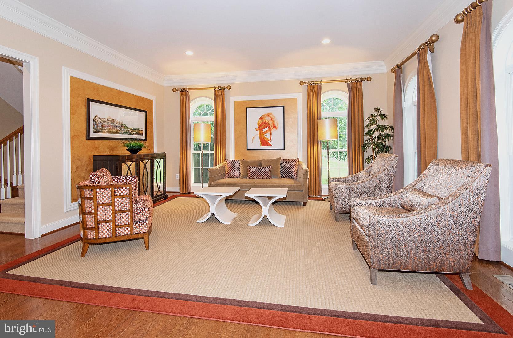 RIVERWOOD - Residential