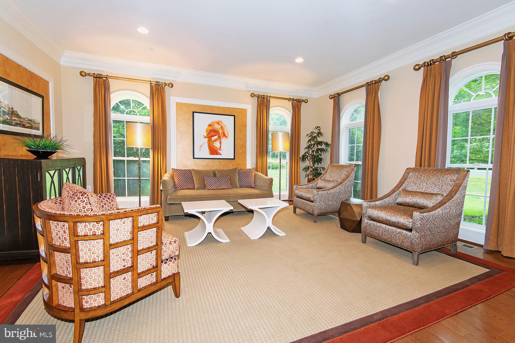 RIVERWOOD - Residential