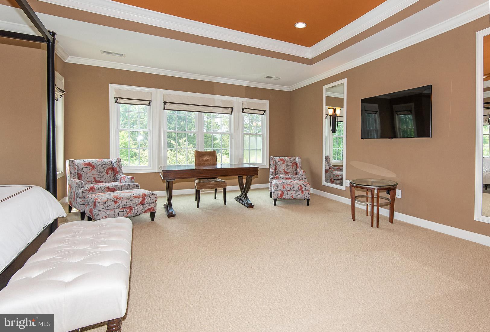 RIVERWOOD - Residential