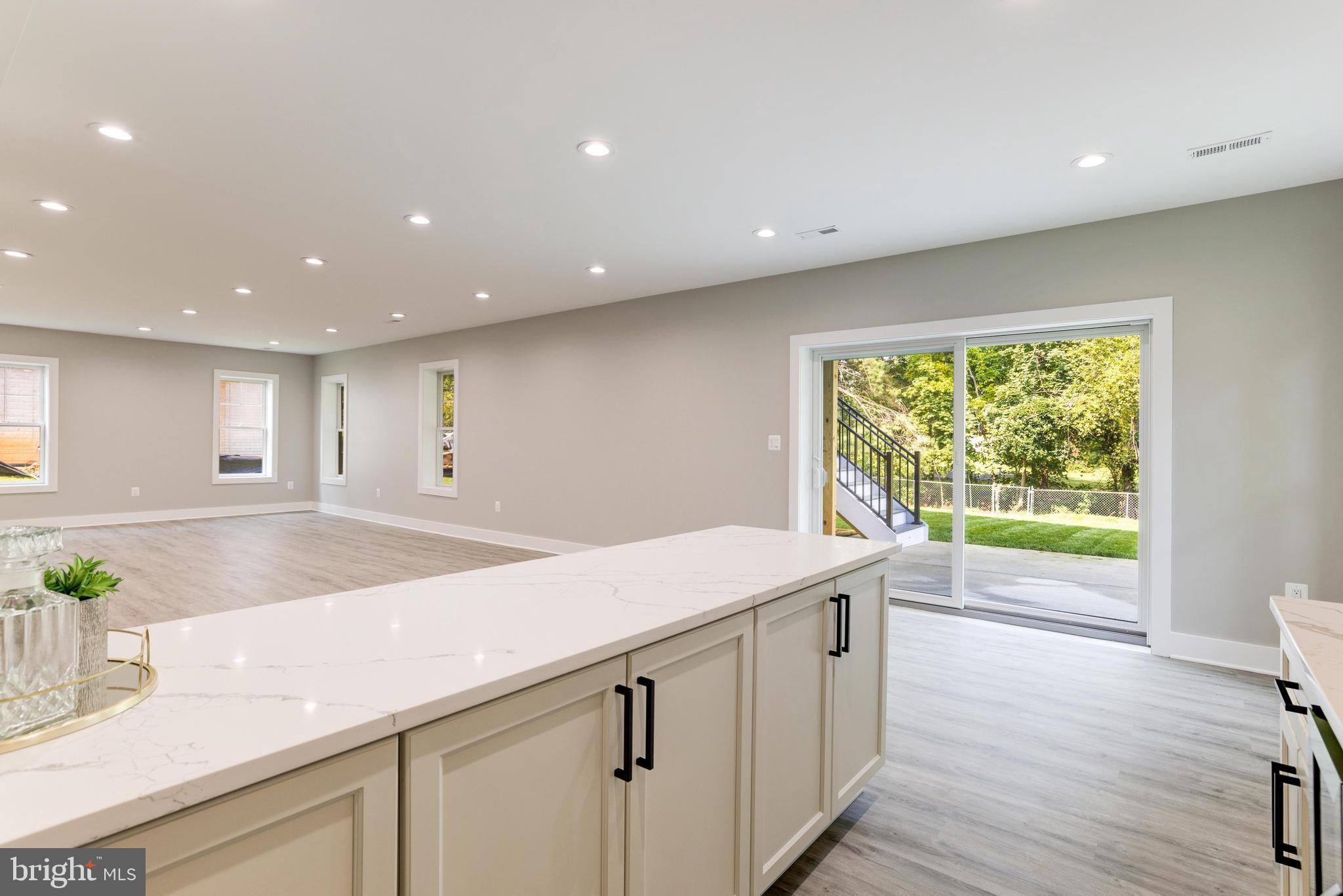 PIMMIT HILLS - Residential