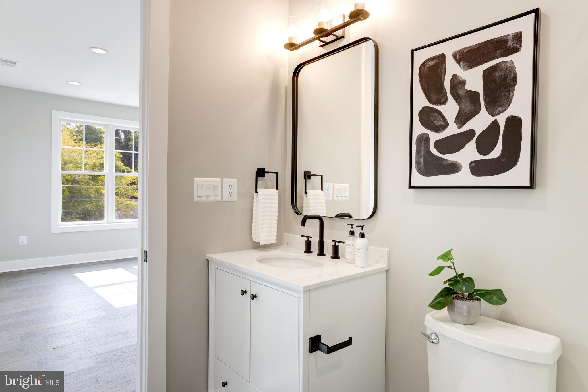 PIMMIT HILLS - Residential