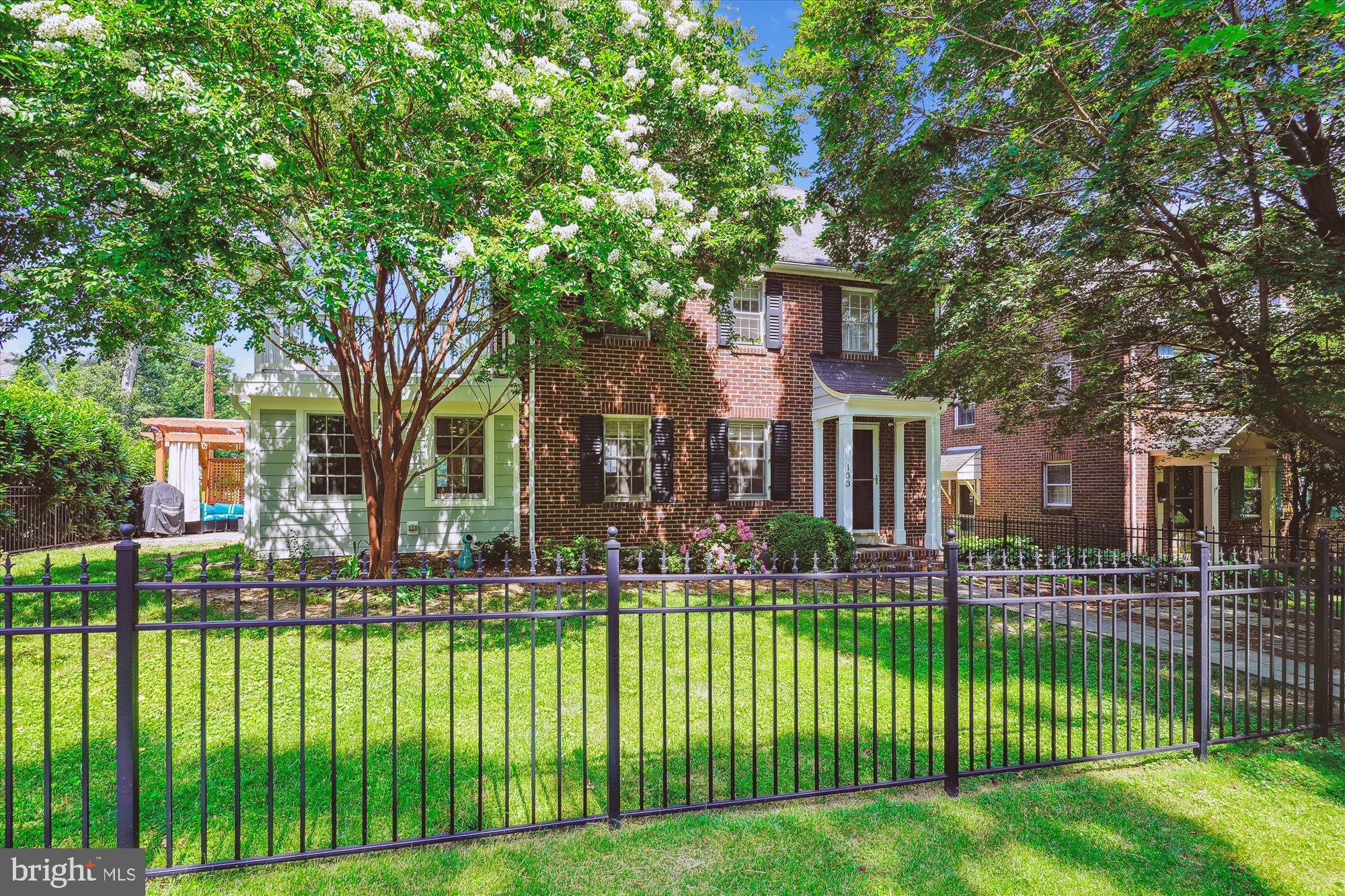 133 N HIGHLAND STREET N