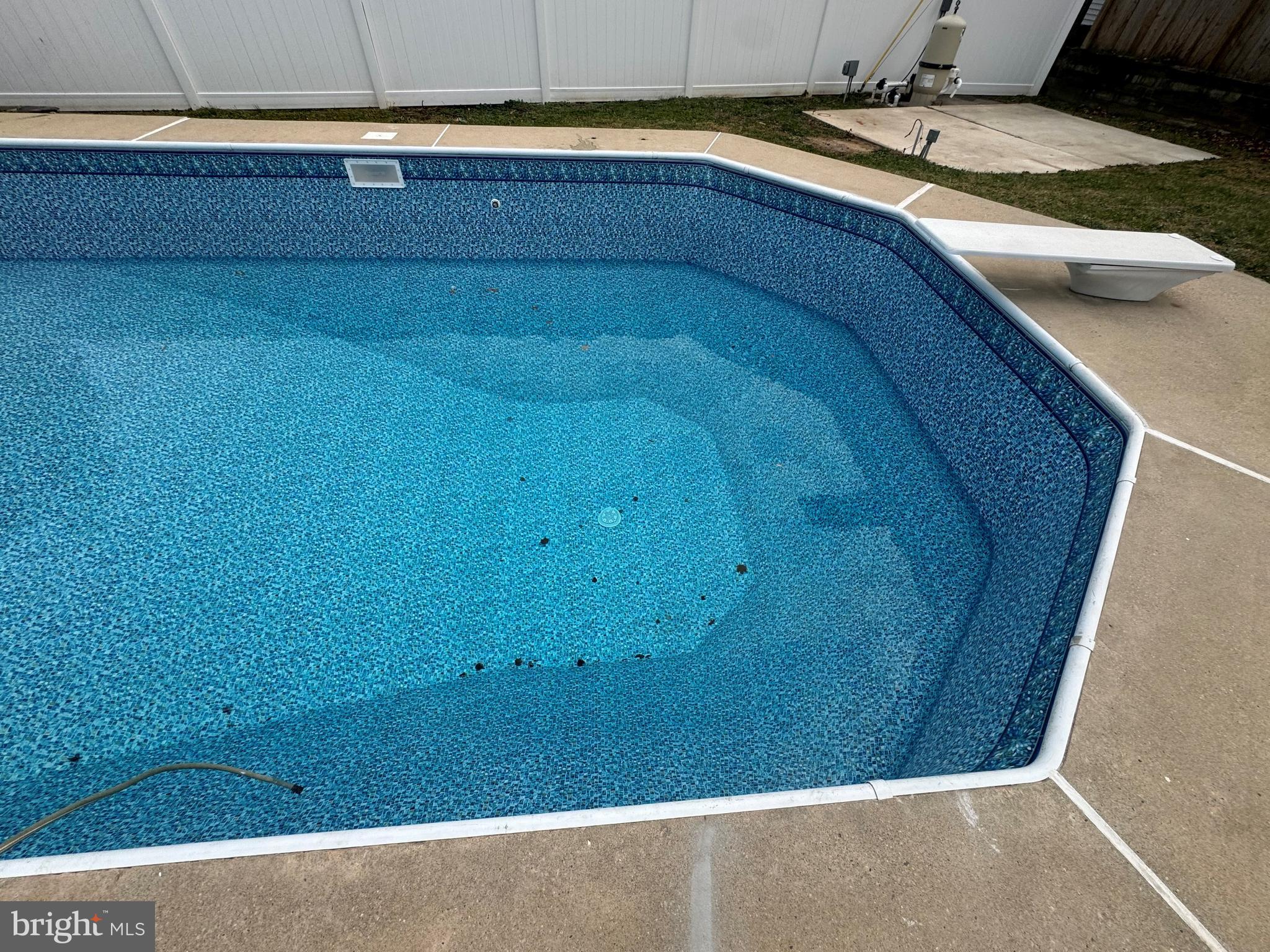 VERMILION HILL - Residential Lease