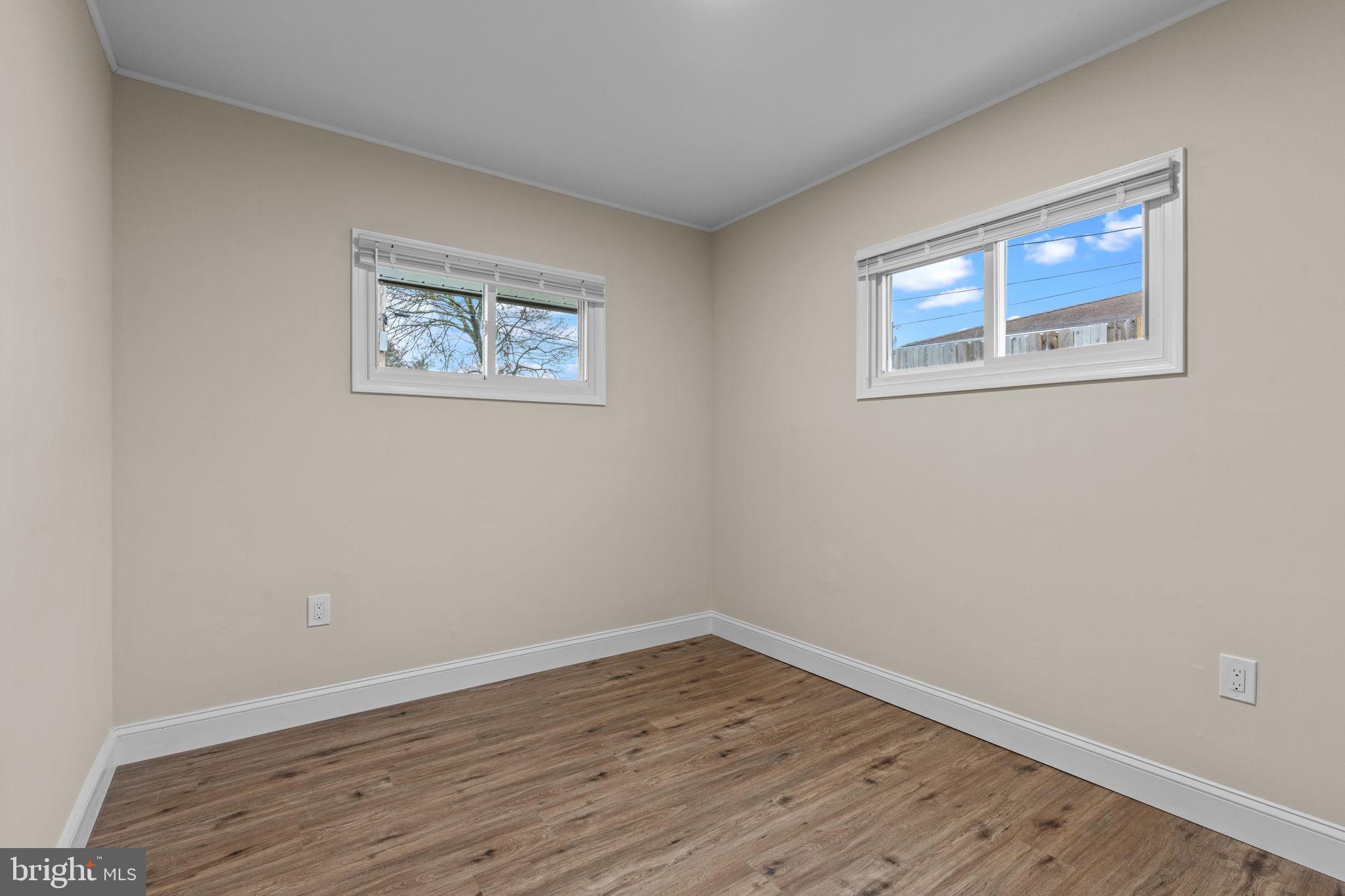 VERMILION HILL - Residential Lease