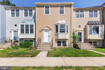 Townhouse at 805 BAYRIDGE DRIVE