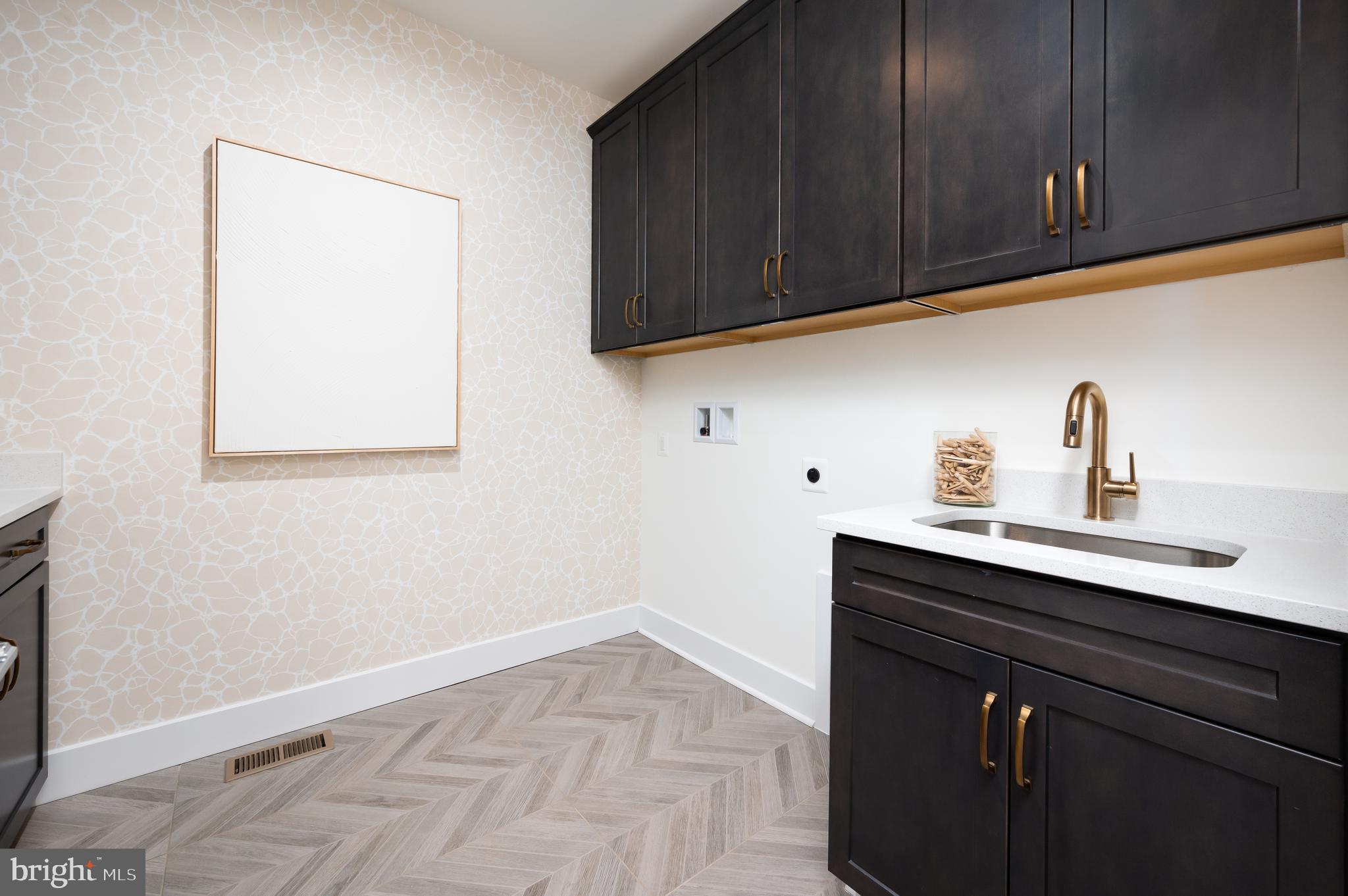 AMALYN - Residential