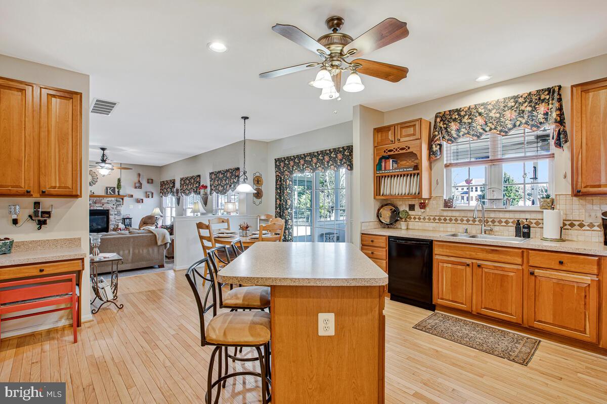 WHITE MARSH - Residential