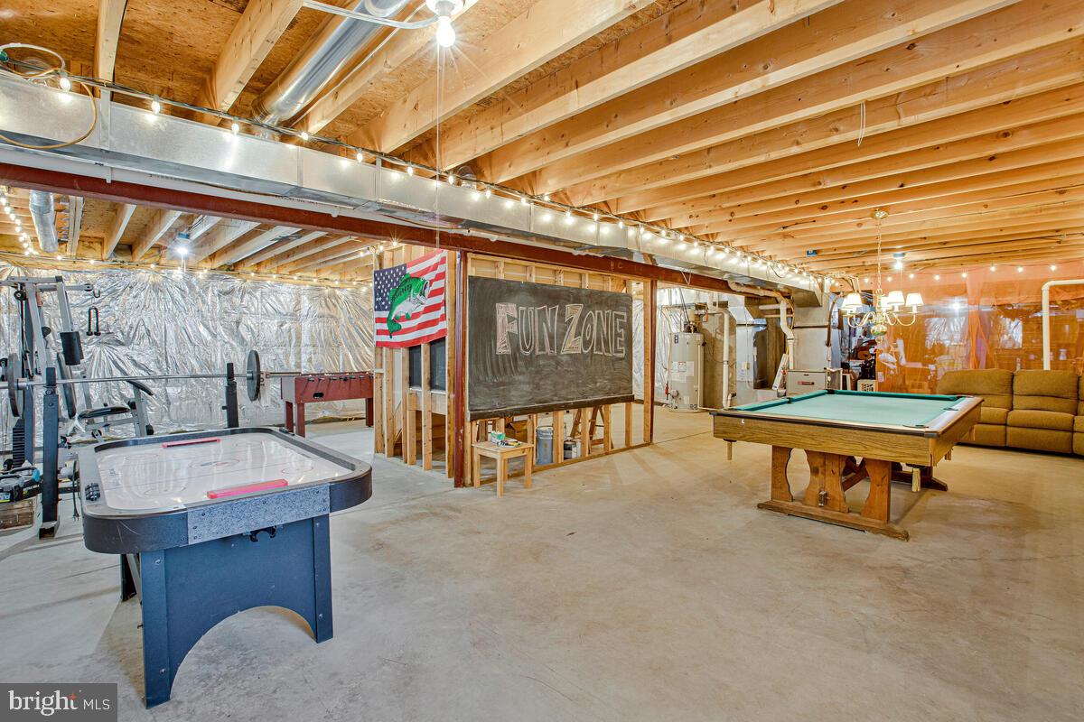 WHITE MARSH - Residential