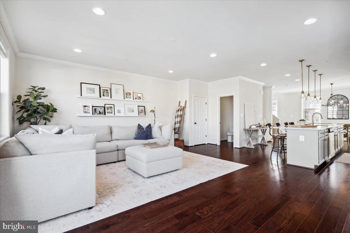 LANDSDALE - Residential