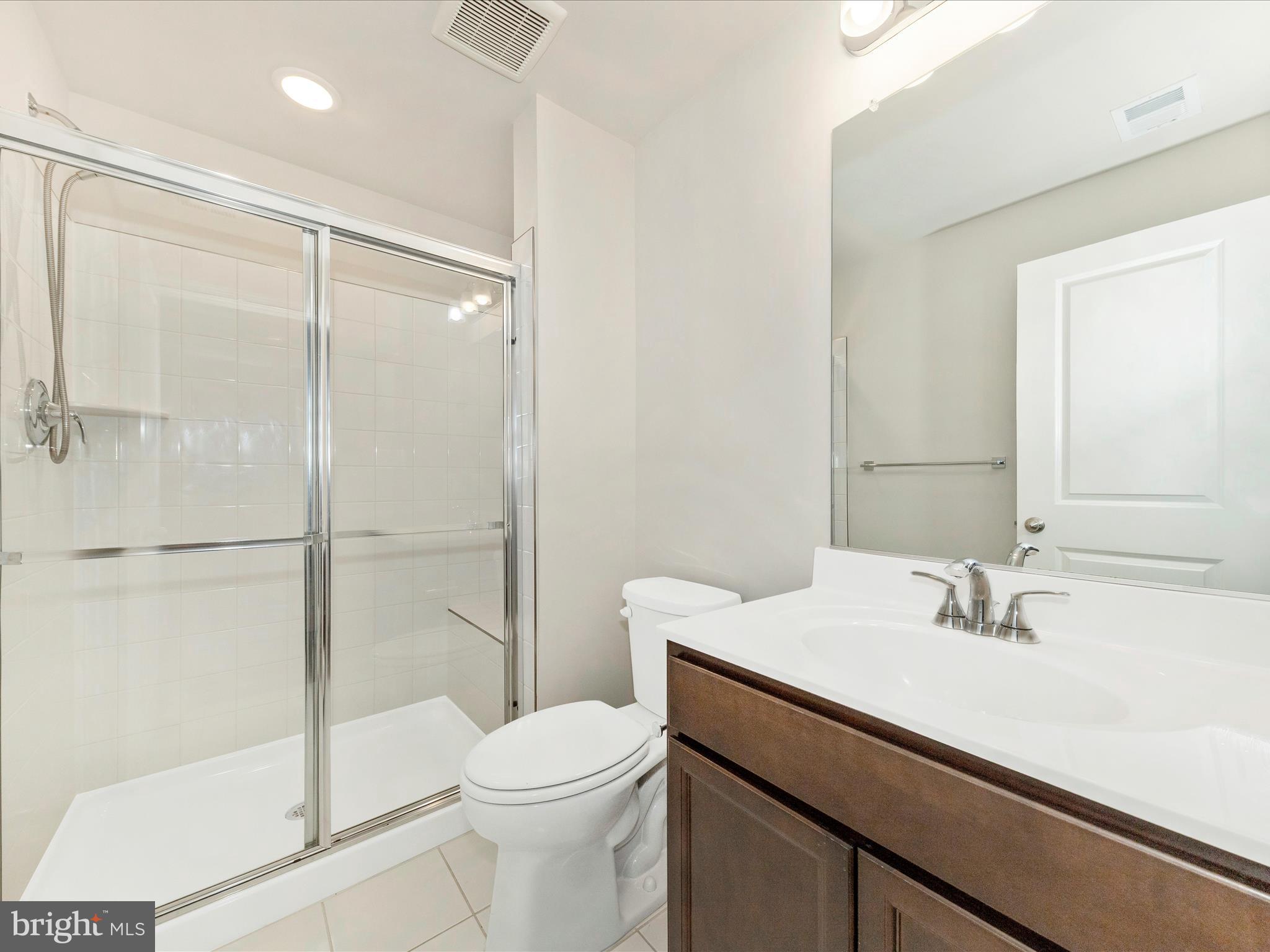 TOWNS AT MARKET COMMONS - Residential