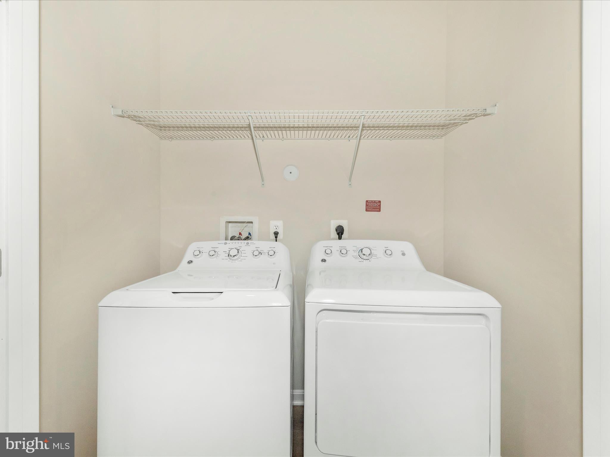 TOWNS AT MARKET COMMONS - Residential