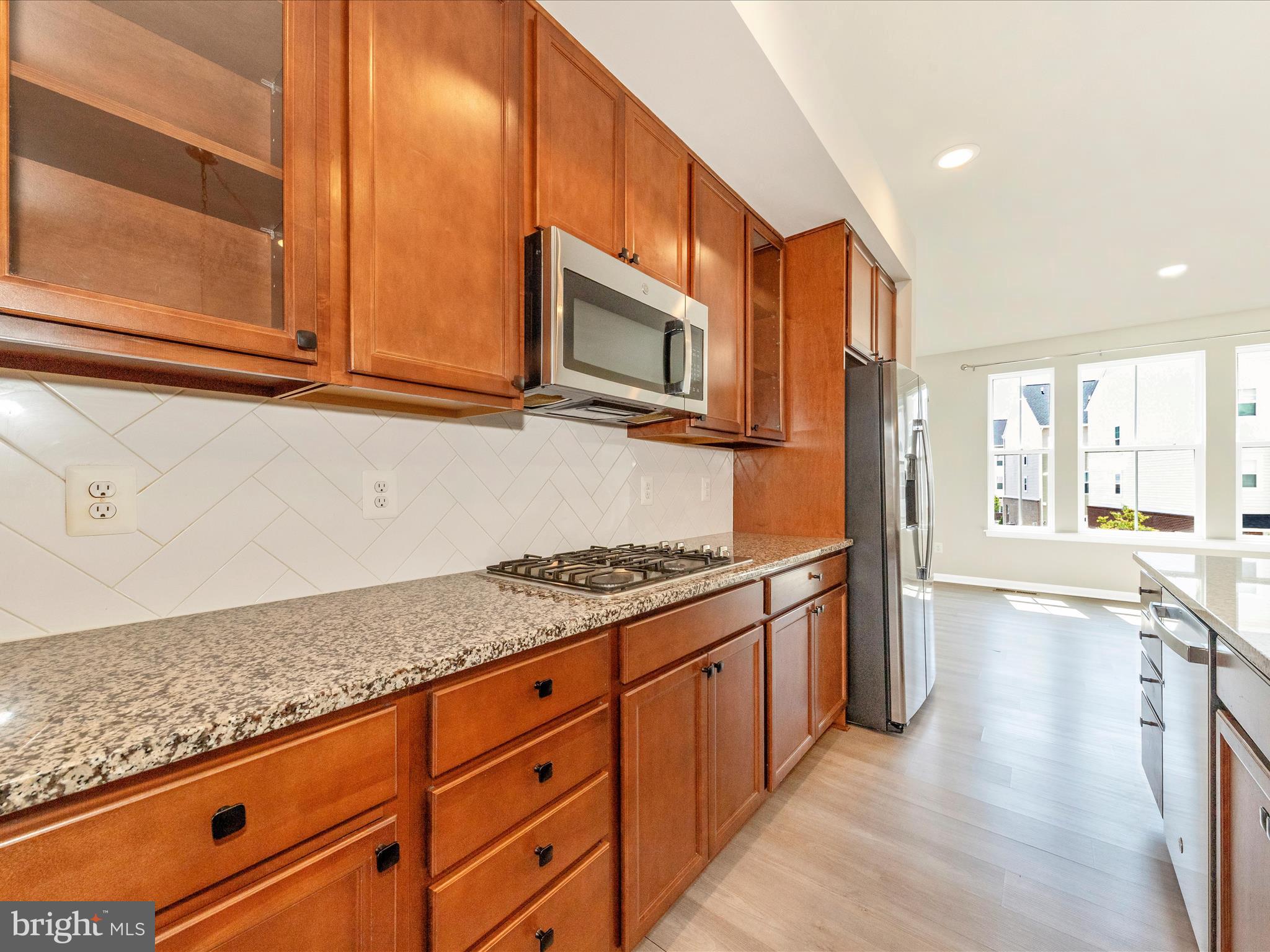 TOWNS AT MARKET COMMONS - Residential