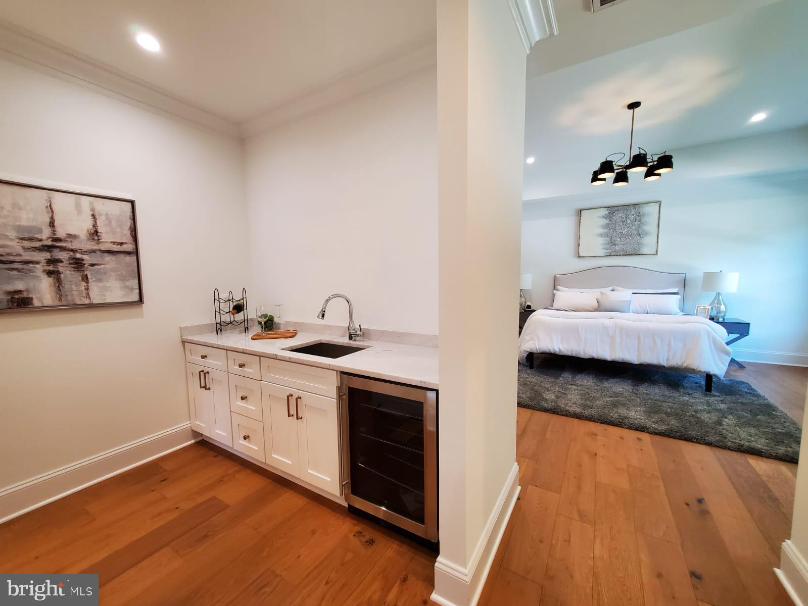 HUNTER MILL TOWN OF VIENNA - Residential