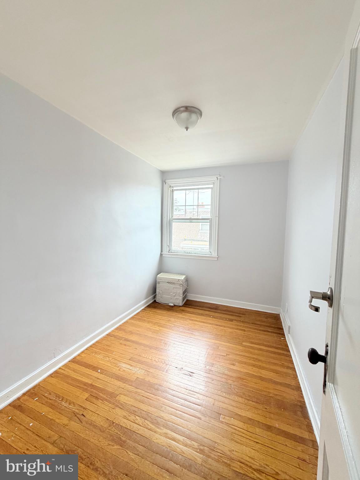 LAWNCREST - Residential