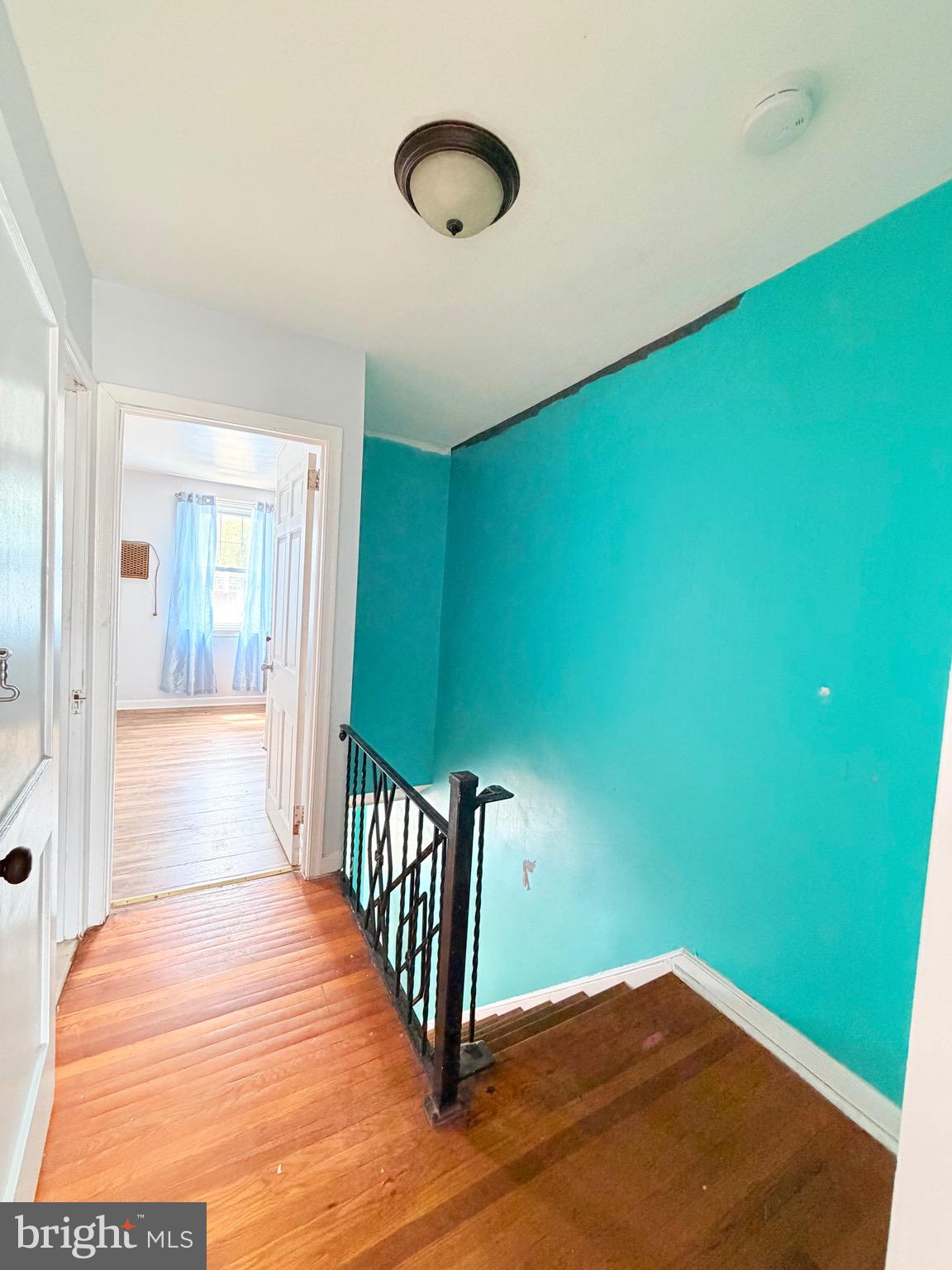 LAWNCREST - Residential