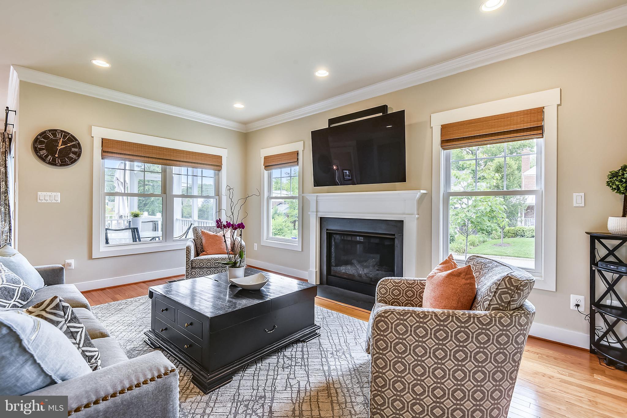 BERKSHIRE OAKWOOD - Residential