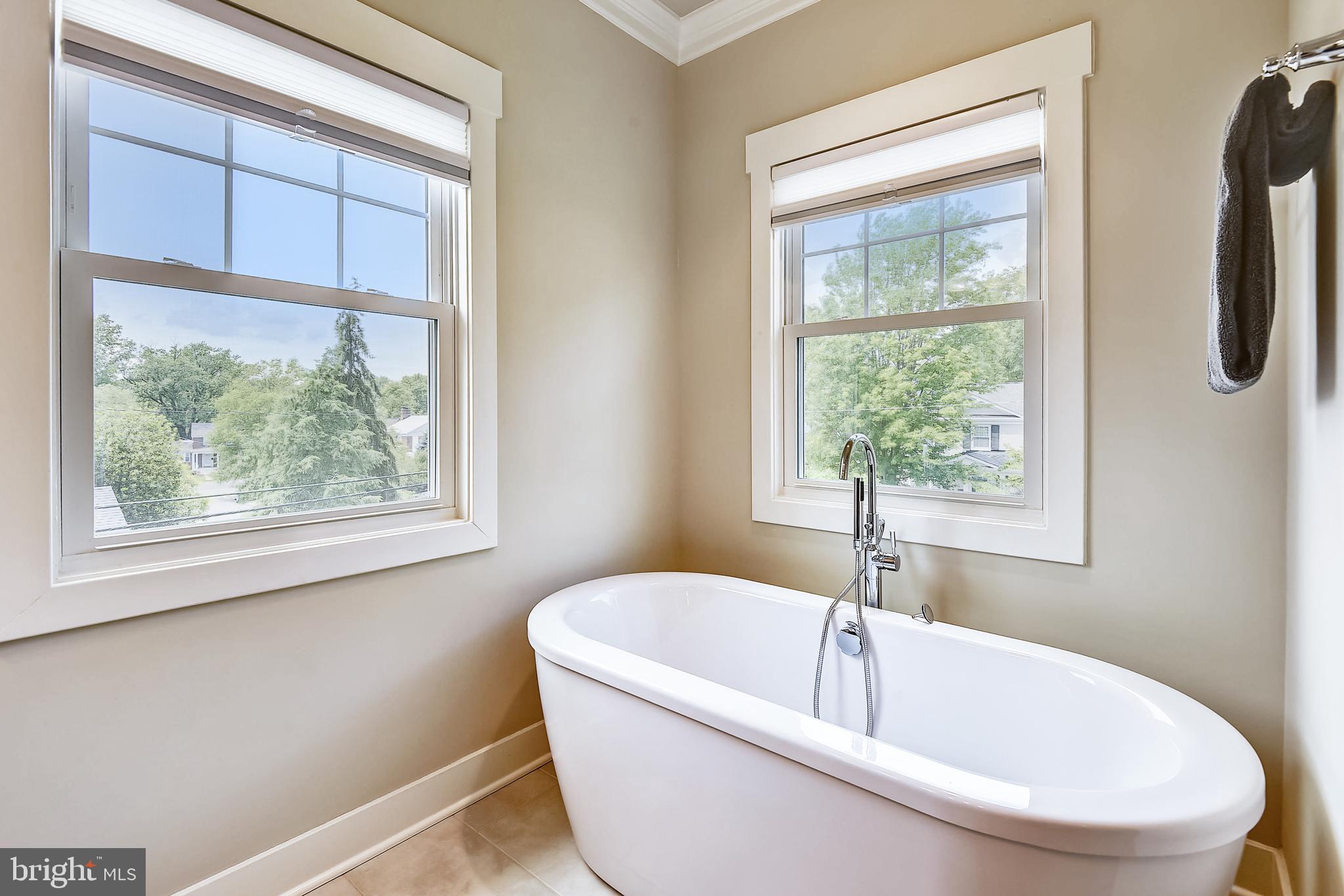 BERKSHIRE OAKWOOD - Residential