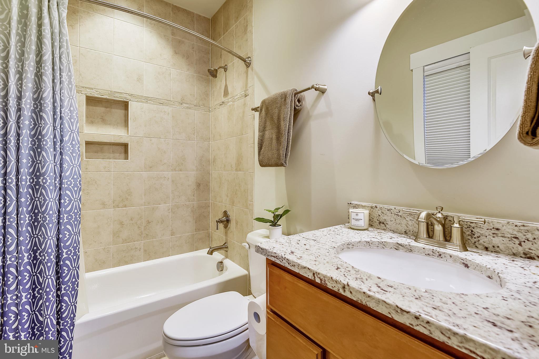 BERKSHIRE OAKWOOD - Residential