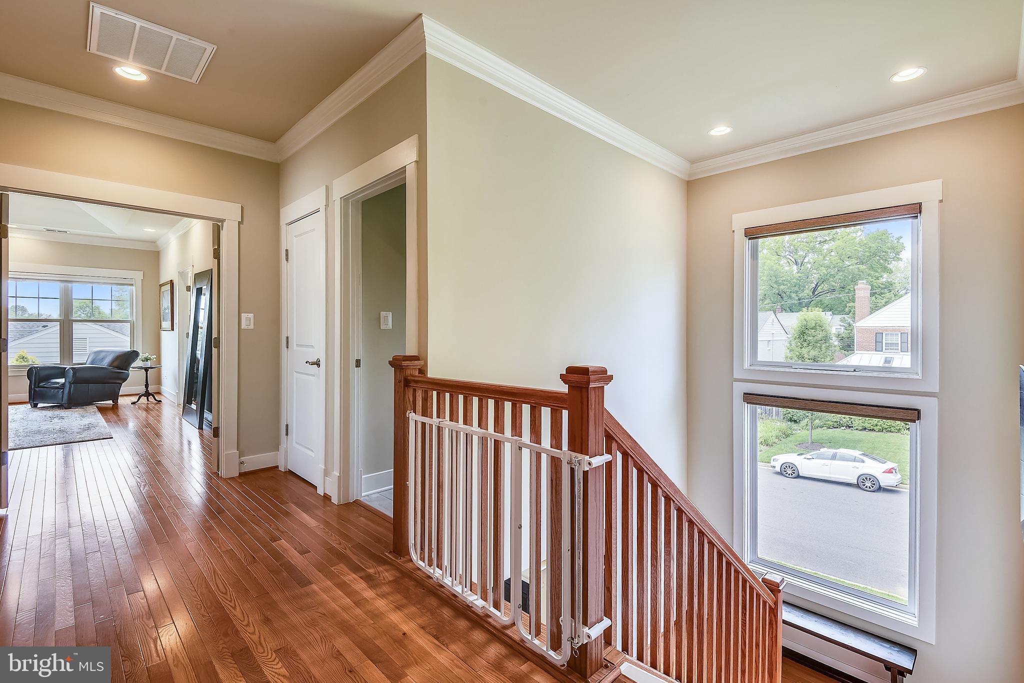 BERKSHIRE OAKWOOD - Residential