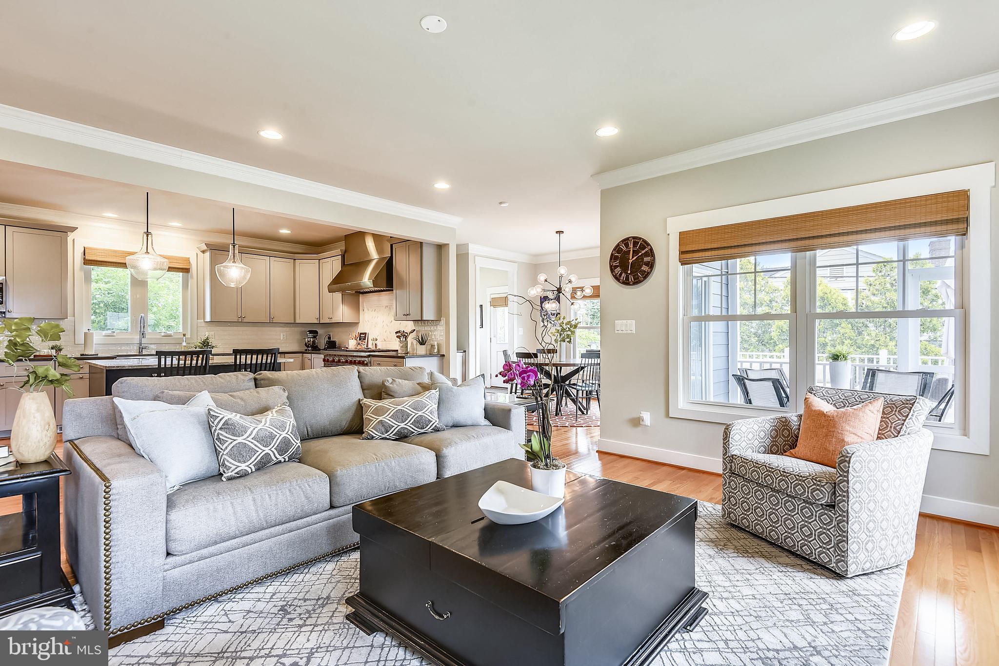 BERKSHIRE OAKWOOD - Residential