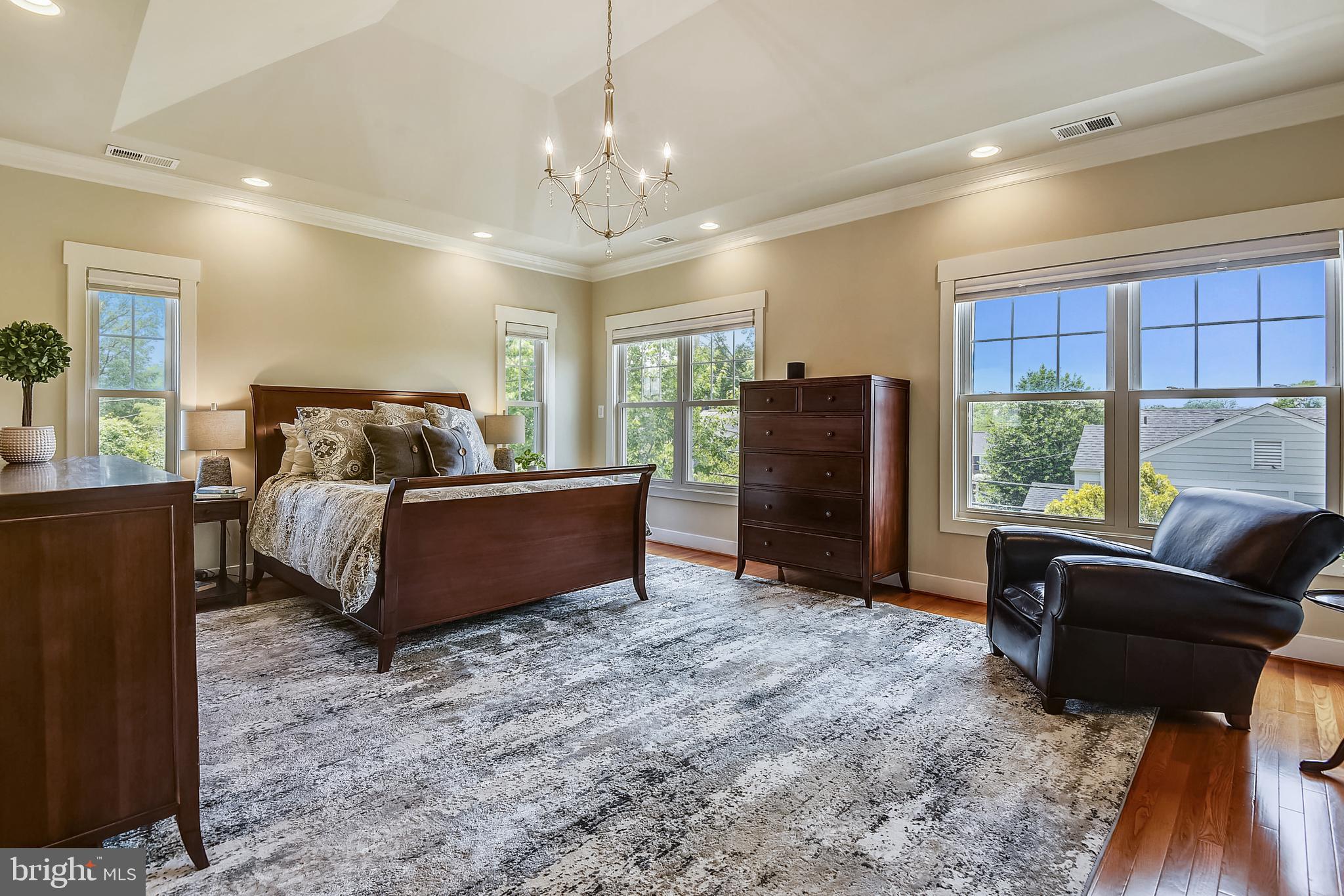 BERKSHIRE OAKWOOD - Residential