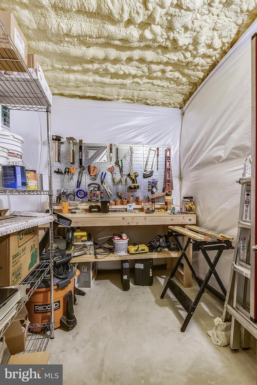 BERKSHIRE OAKWOOD - Residential