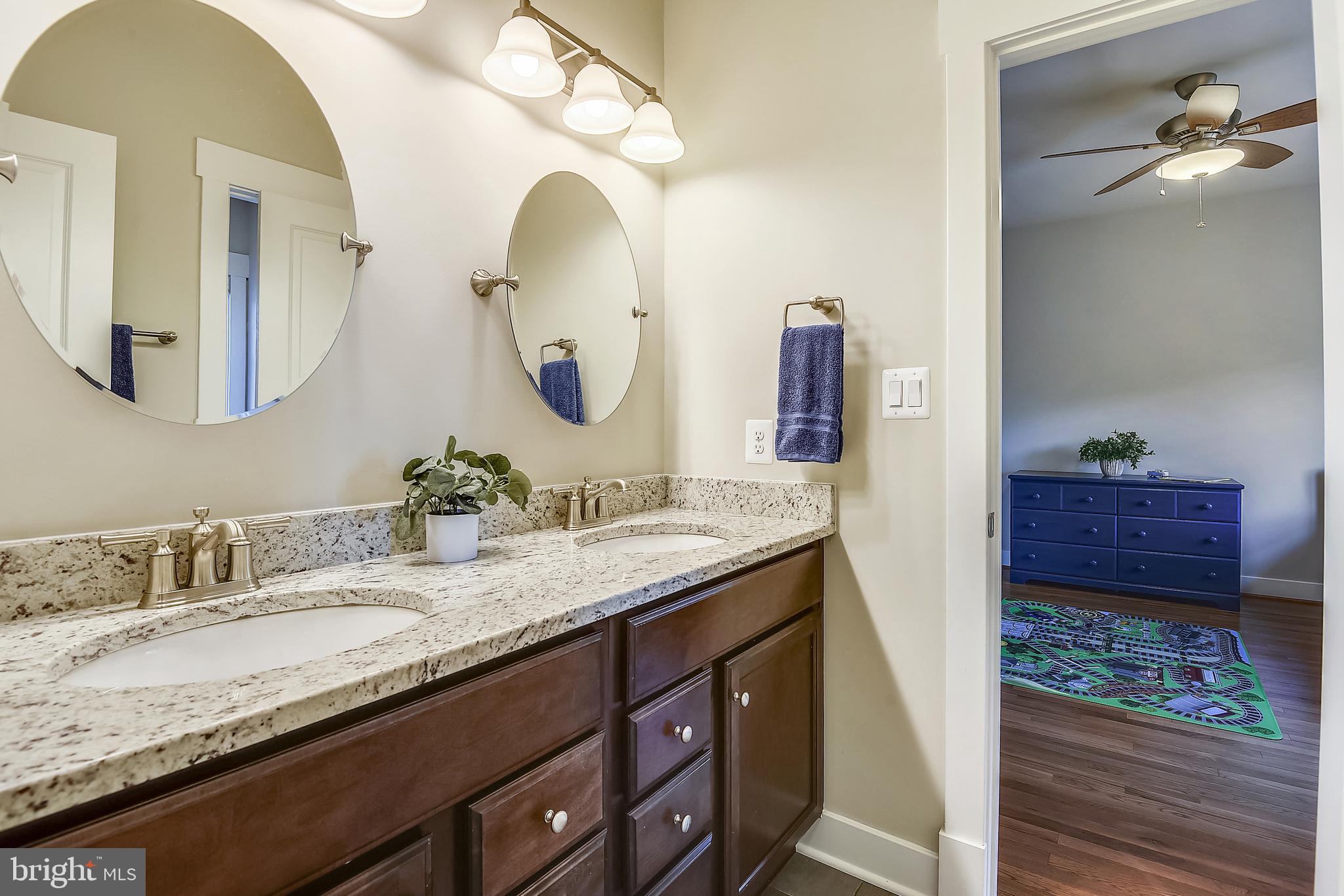 BERKSHIRE OAKWOOD - Residential