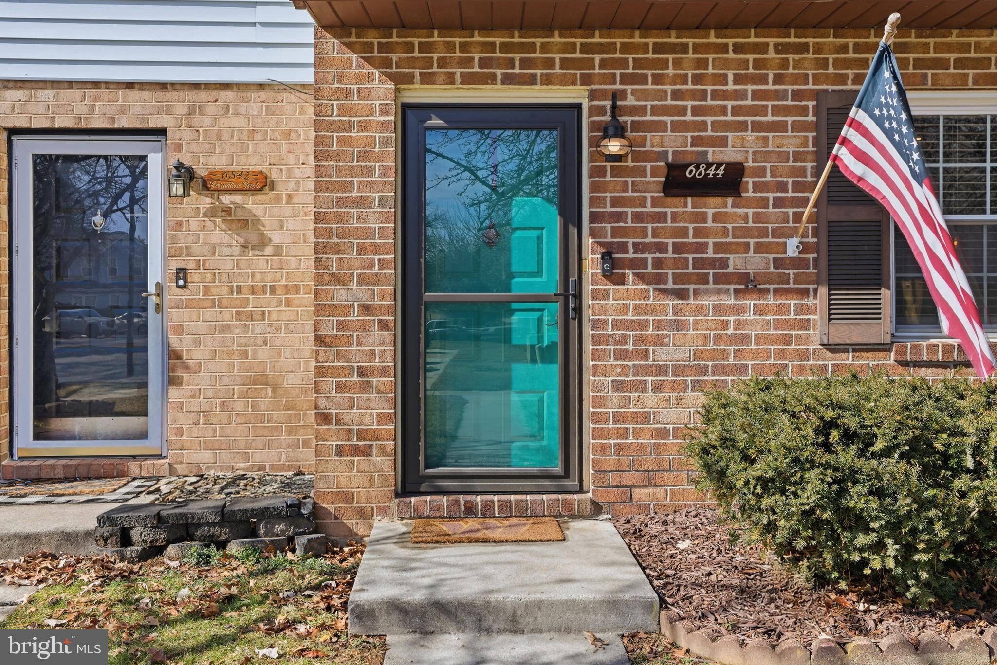 MOUNTAIN VILLAGE - Residential