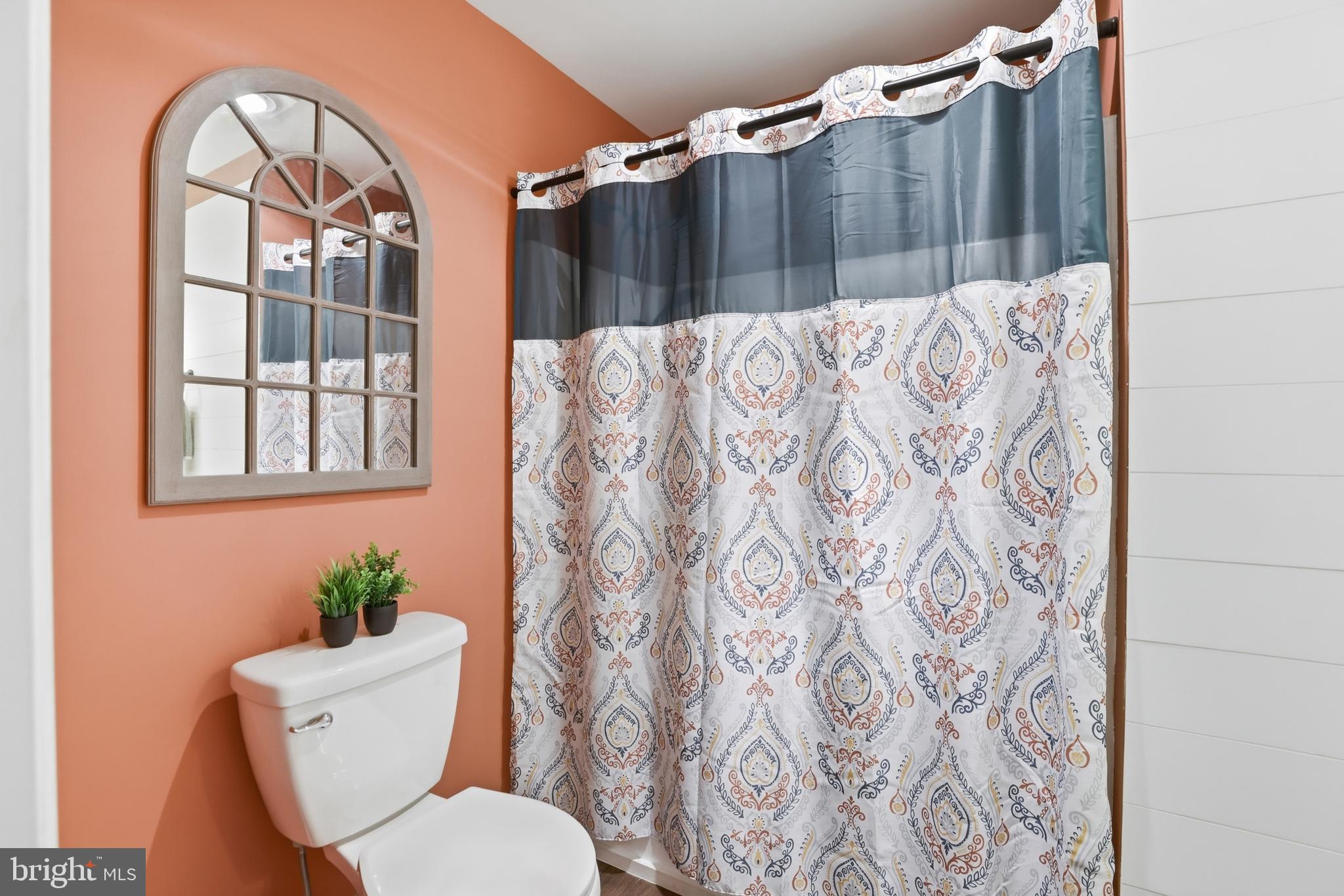 MOUNTAIN VILLAGE - Residential