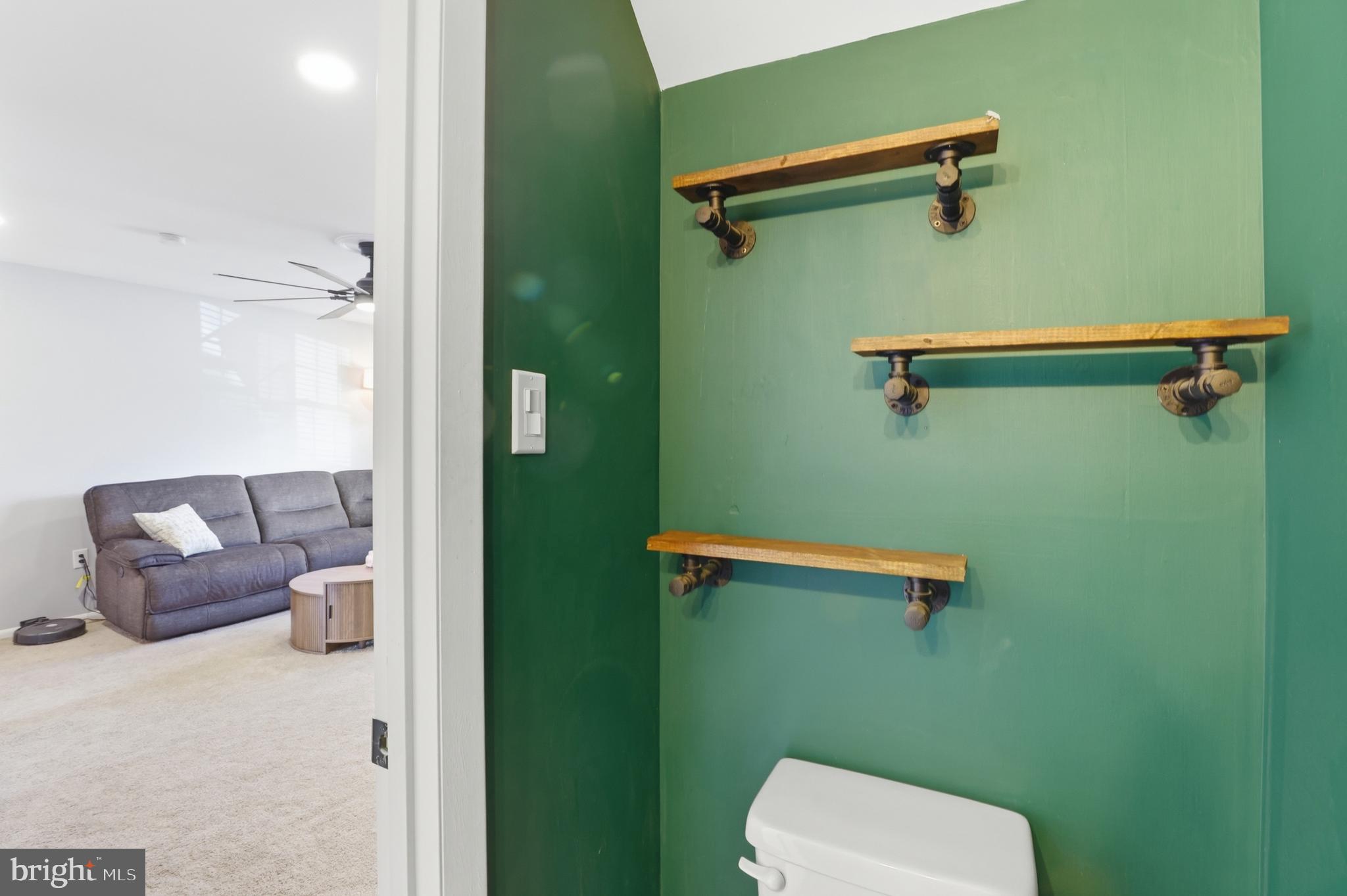 MOUNTAIN VILLAGE - Residential