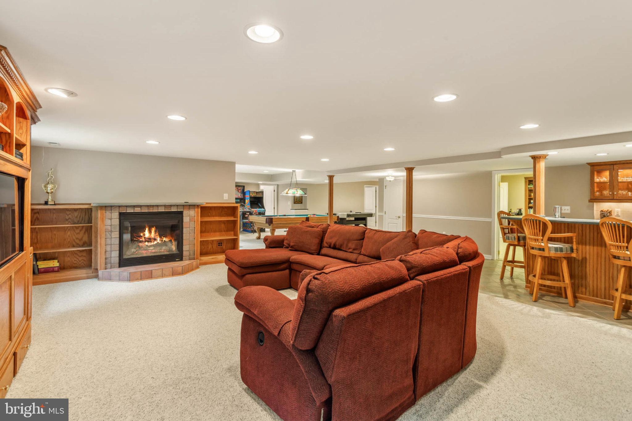 BIG BRANCH OVERLOOK - Residential