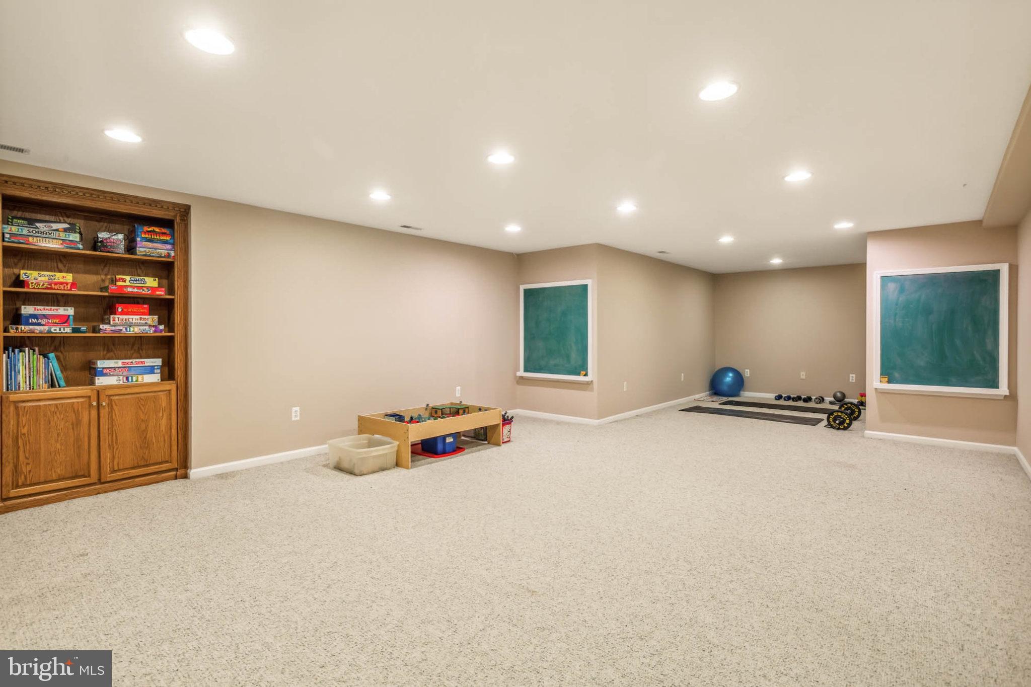 BIG BRANCH OVERLOOK - Residential