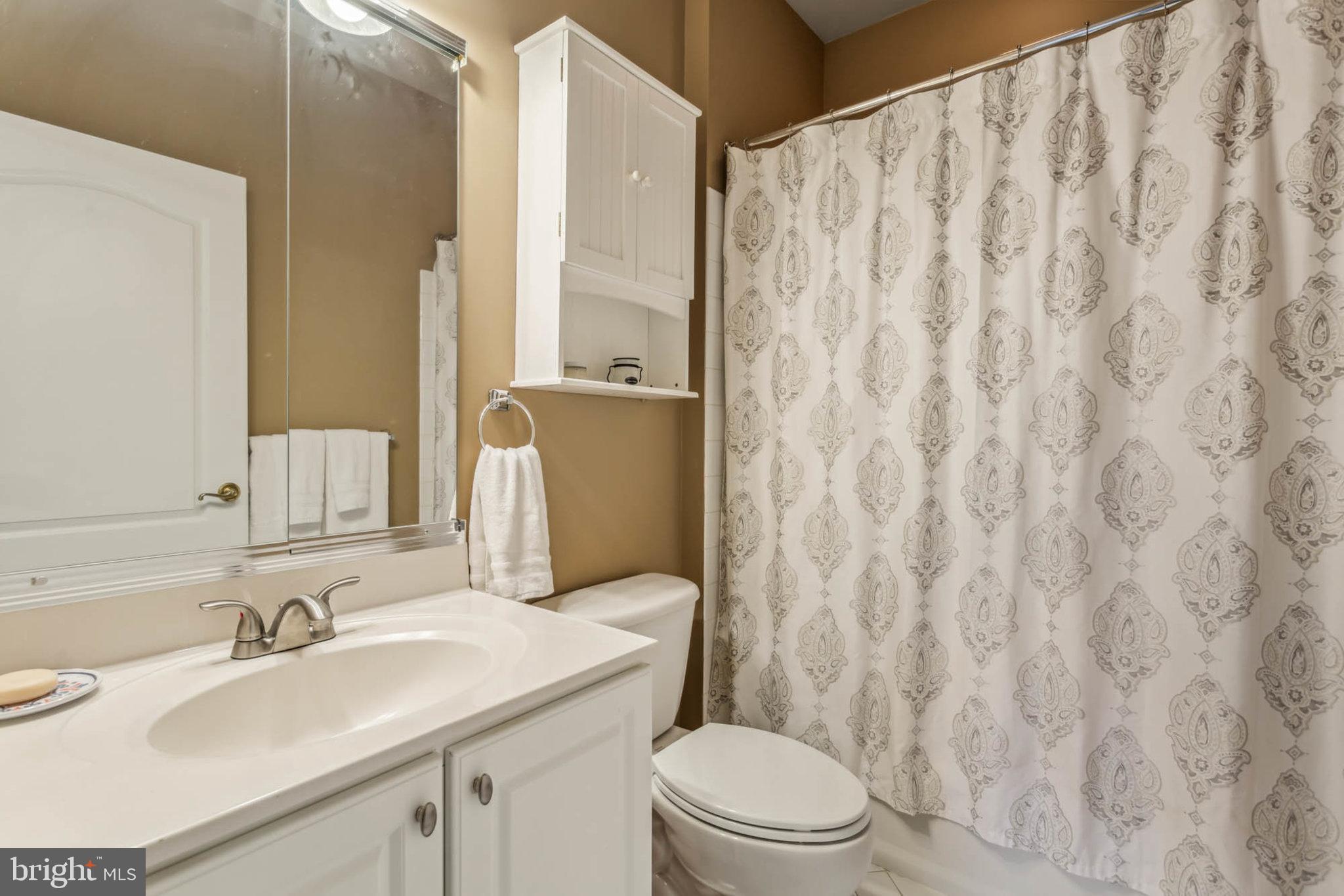 BIG BRANCH OVERLOOK - Residential