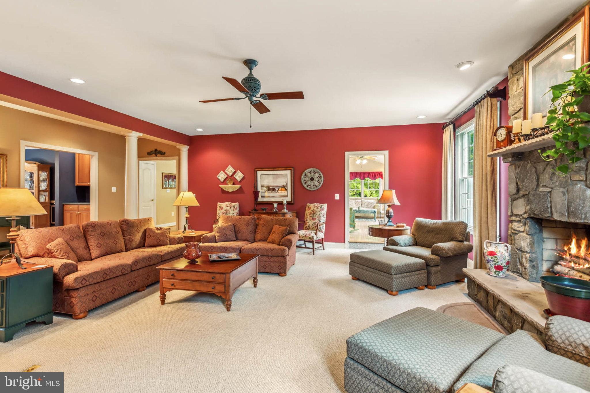 BIG BRANCH OVERLOOK - Residential