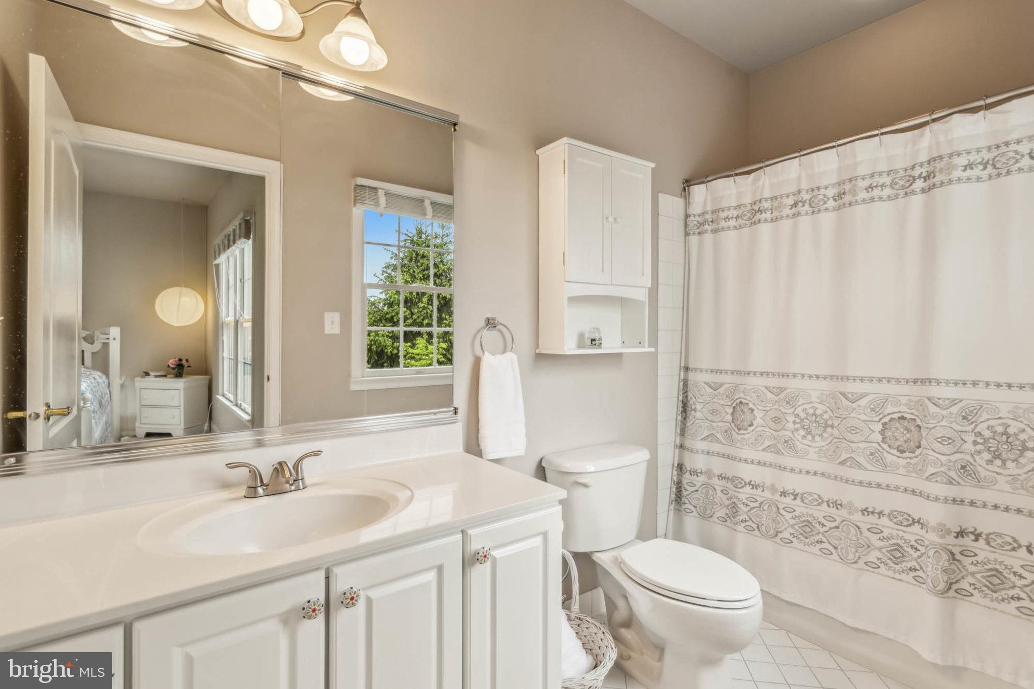 BIG BRANCH OVERLOOK - Residential