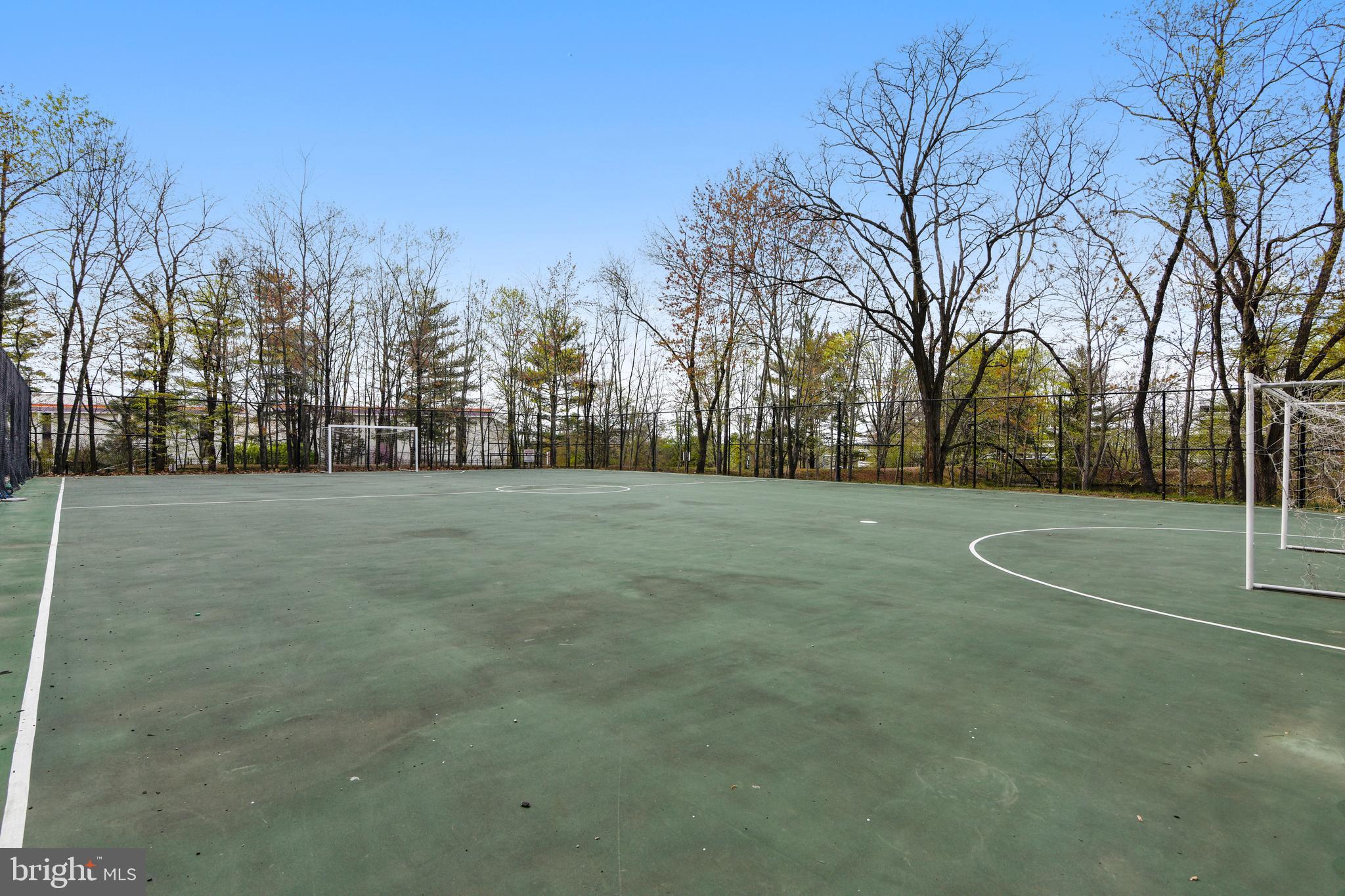 ROTONDA - Residential Lease