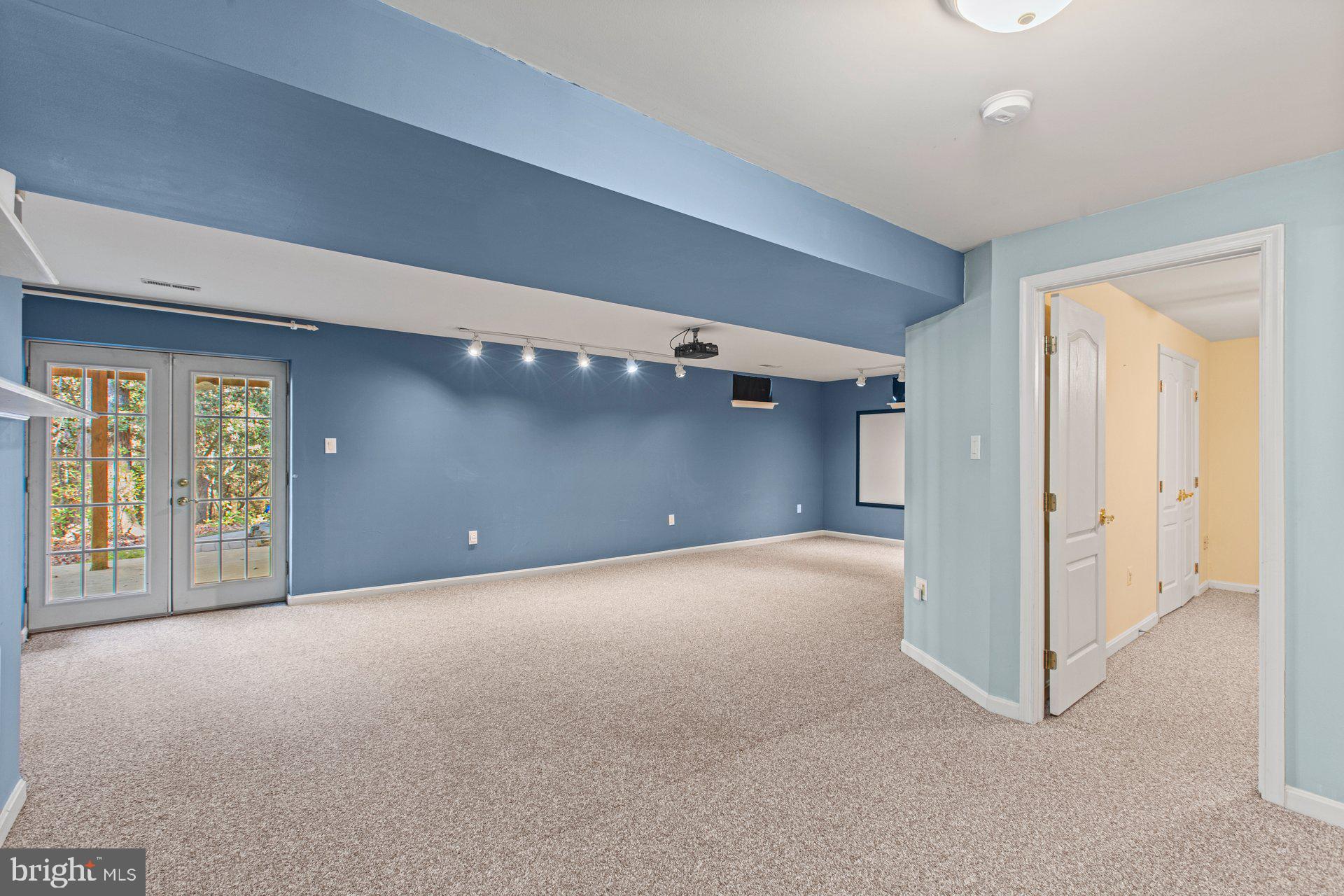 COX'S RUN - Residential