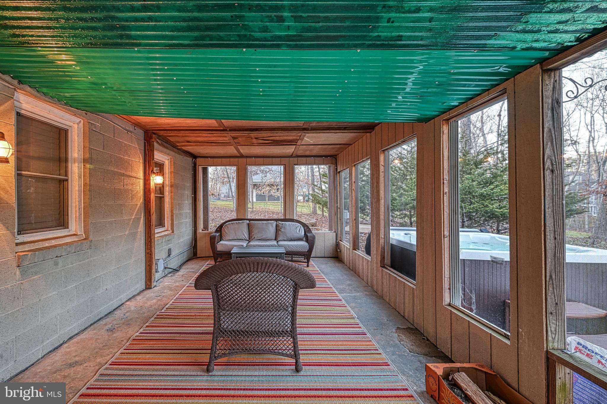 EDGEWOOD BAY - Residential