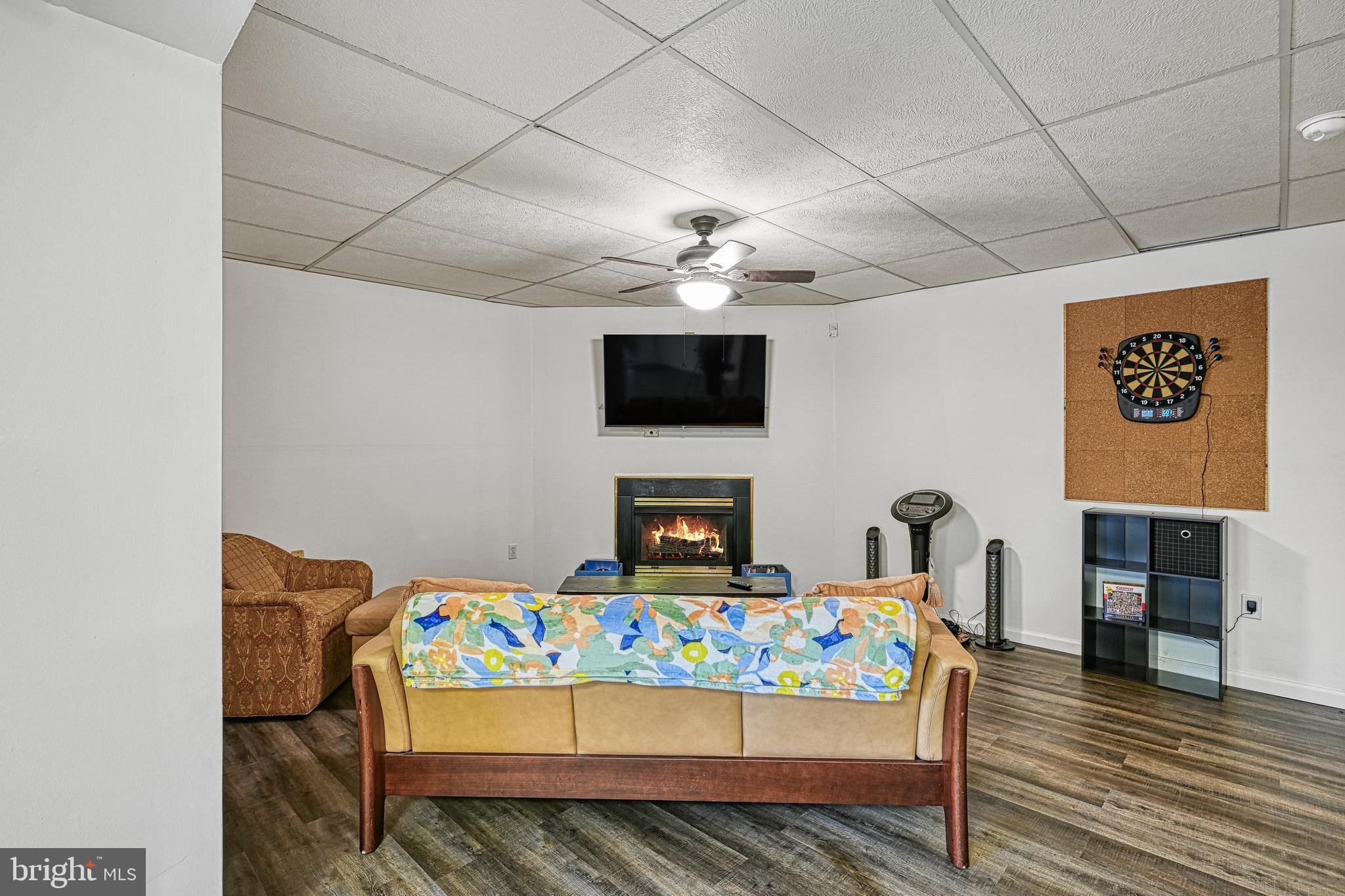 EDGEWOOD BAY - Residential