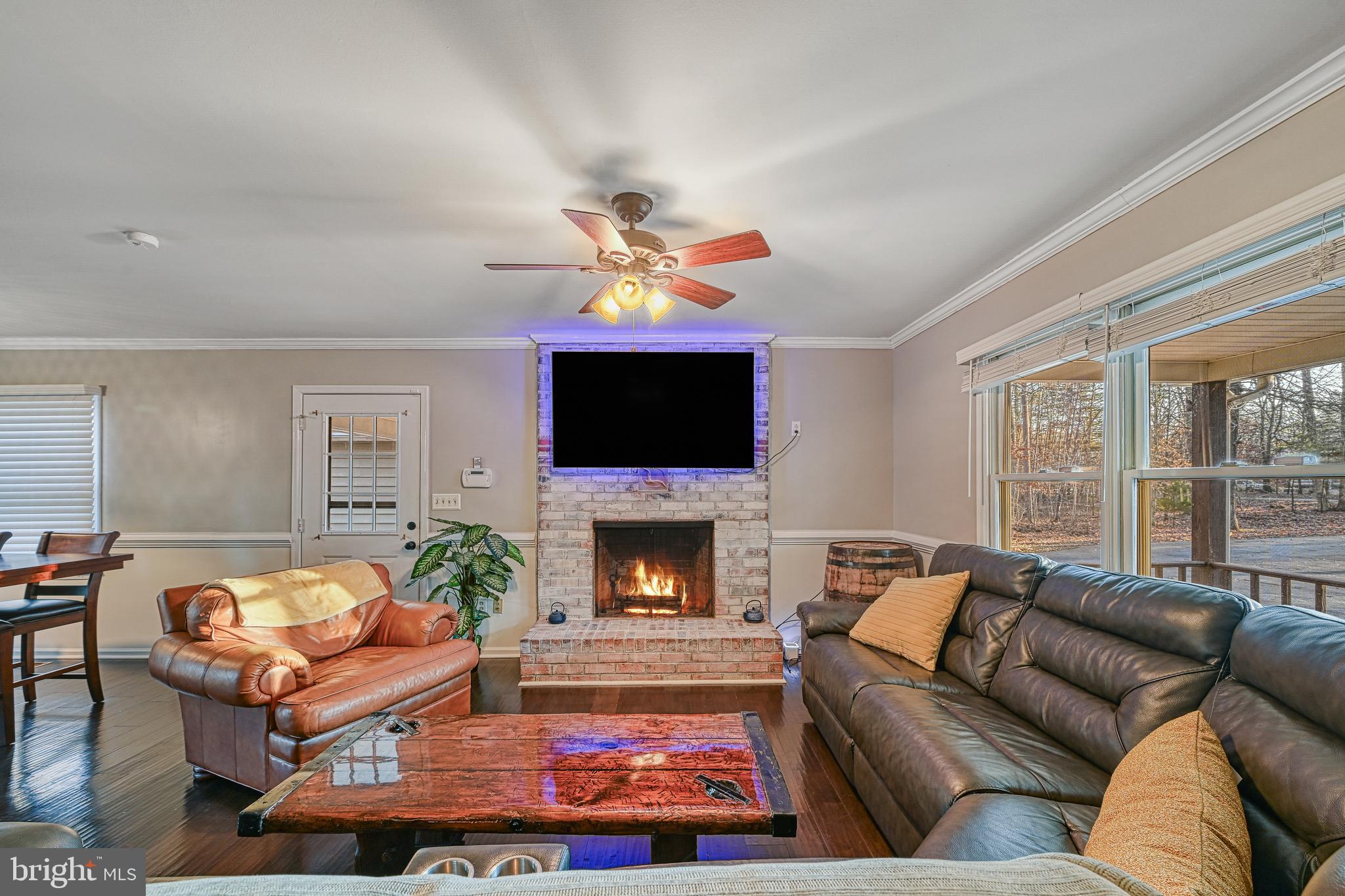 EDGEWOOD BAY - Residential