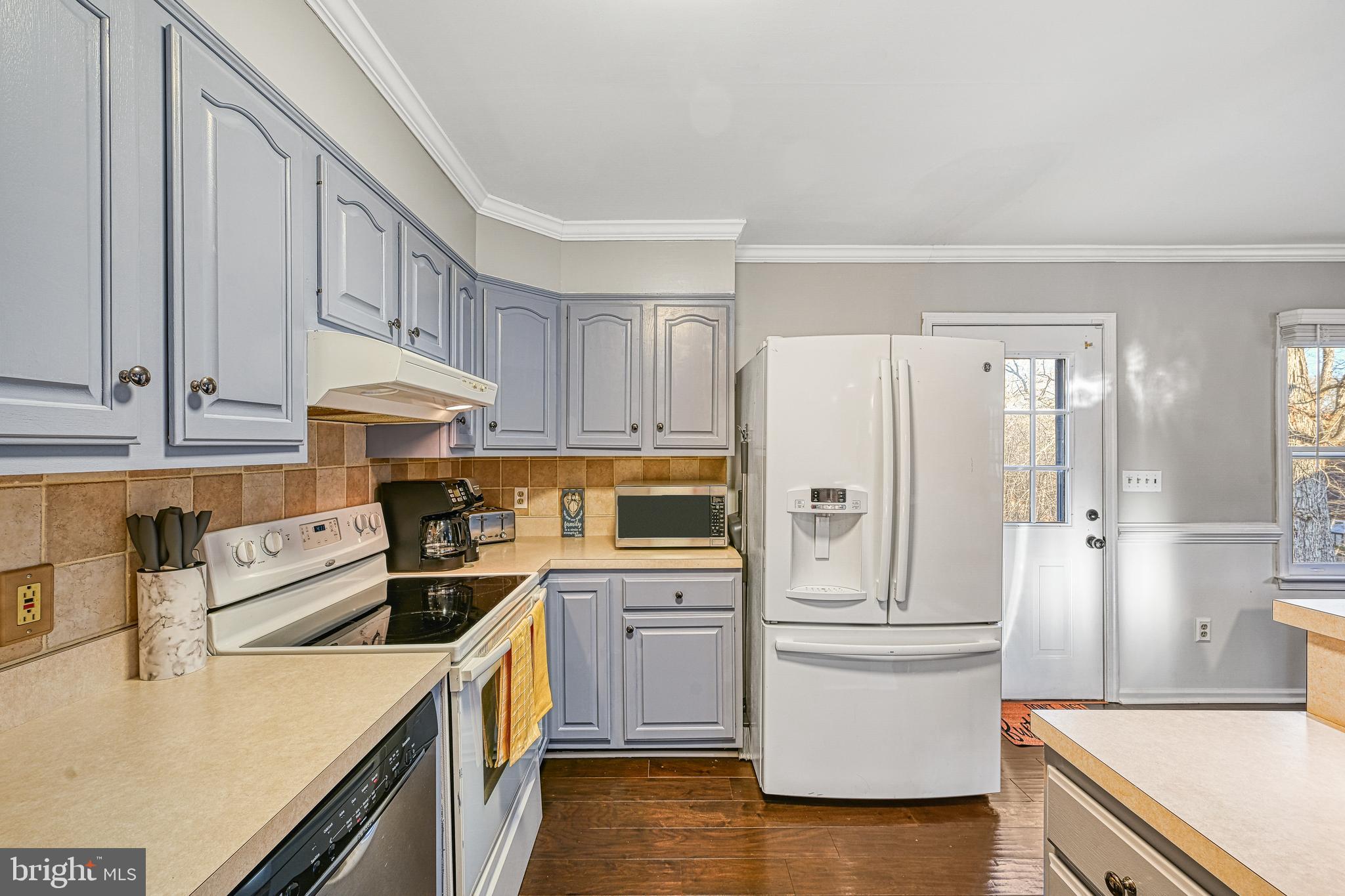 EDGEWOOD BAY - Residential