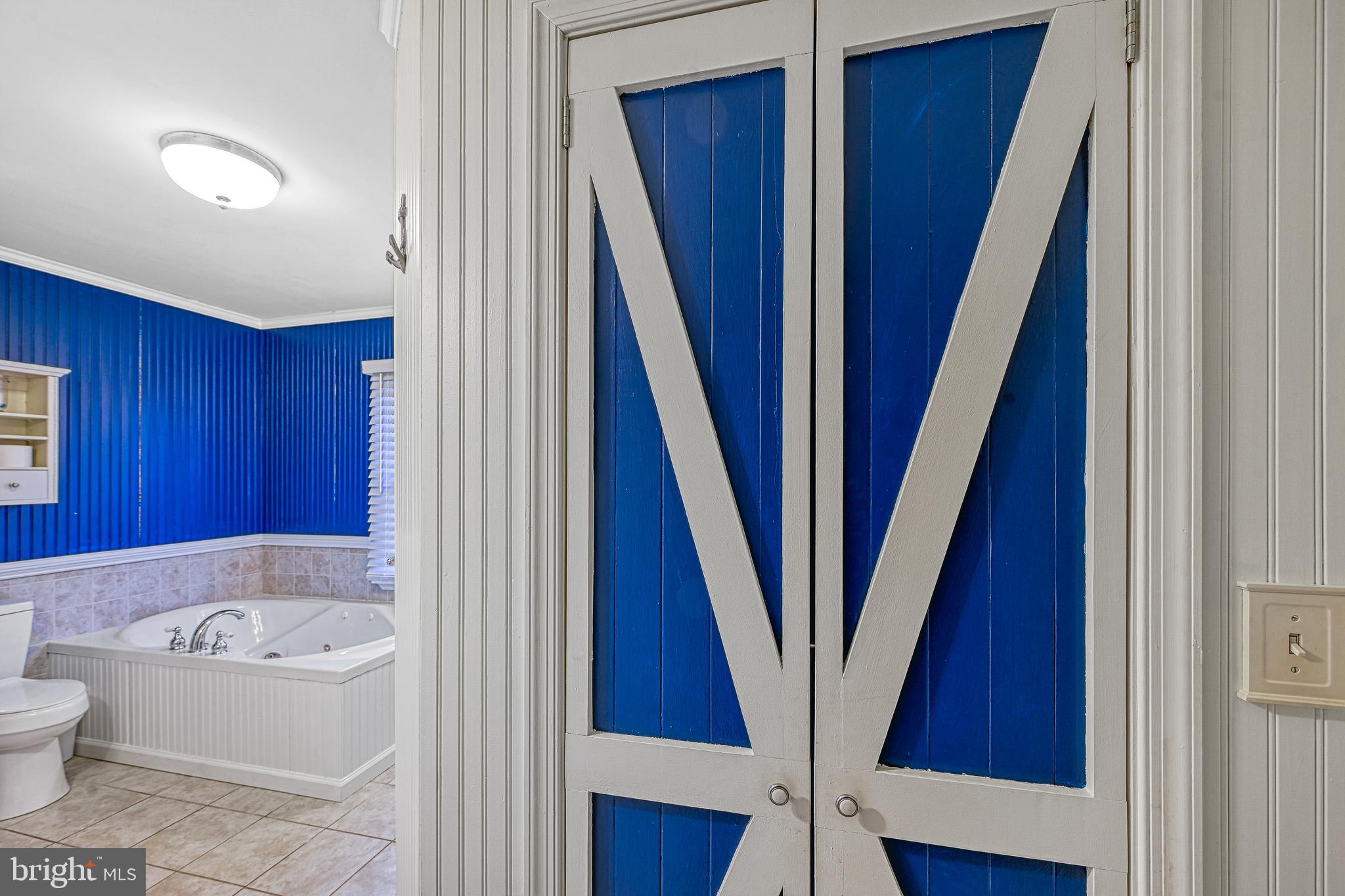 EDGEWOOD BAY - Residential