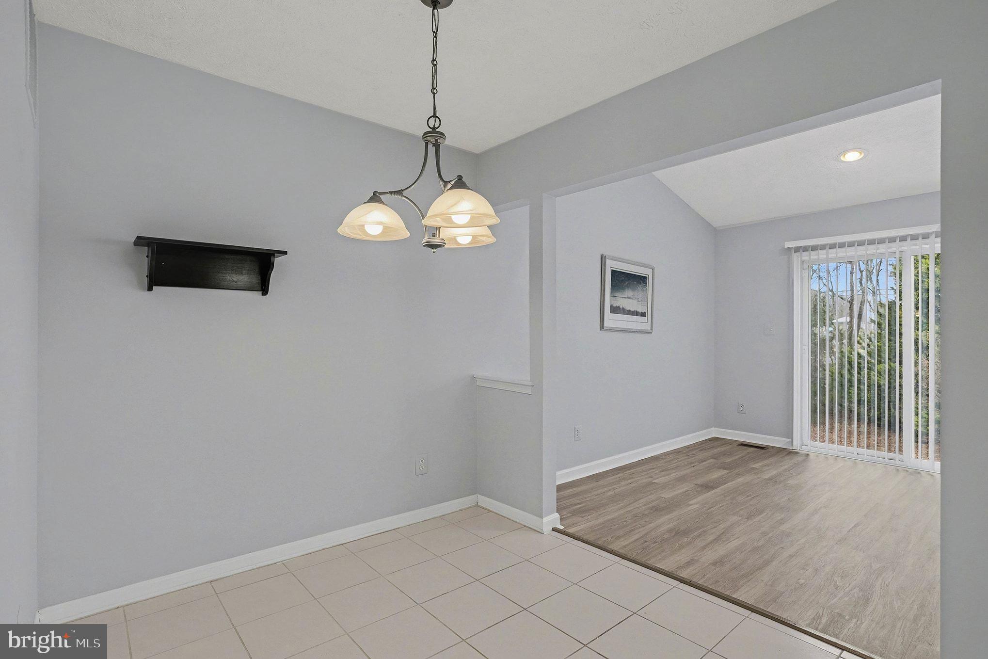 HARFORD TOWN - Residential