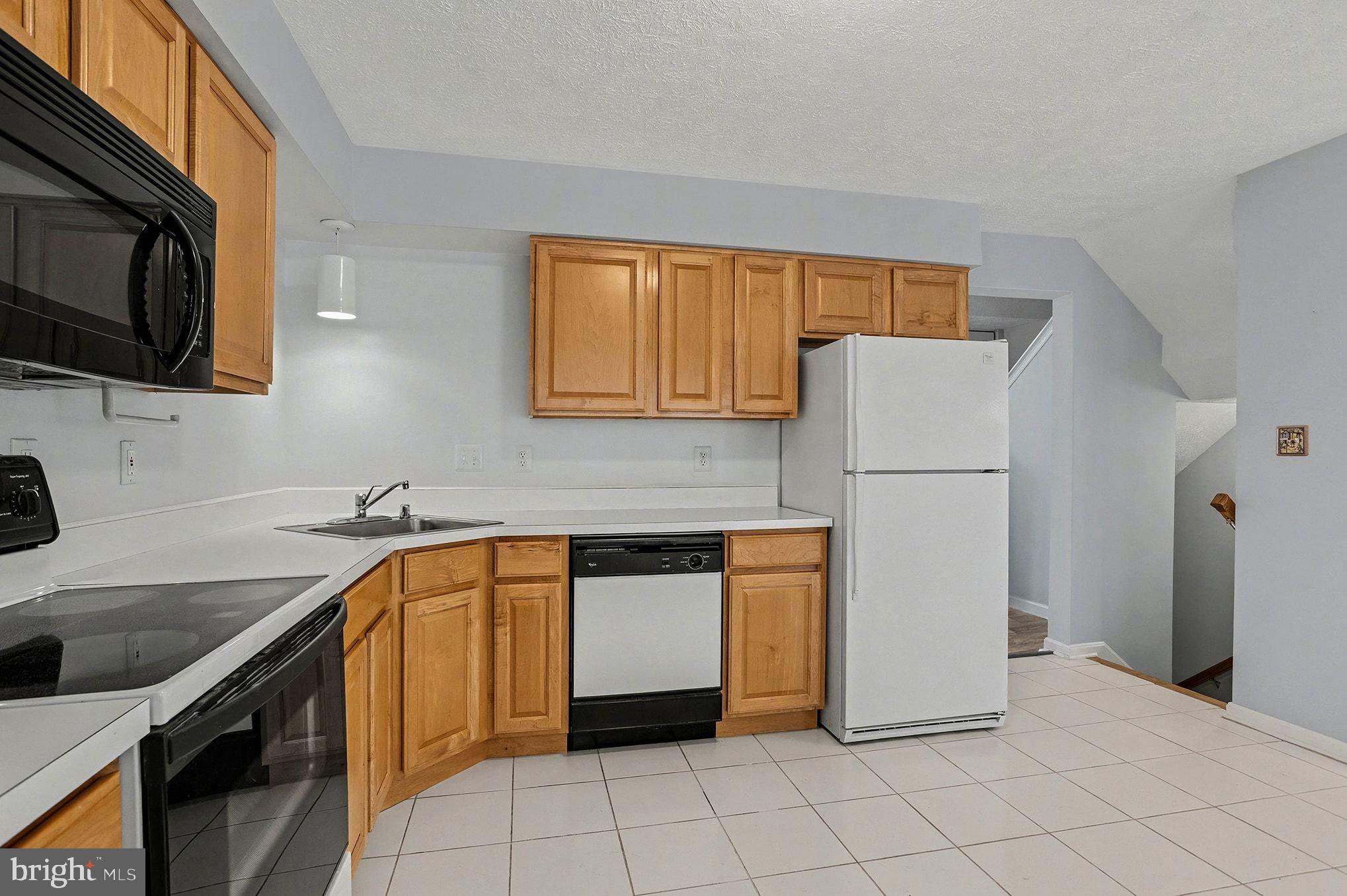 HARFORD TOWN - Residential