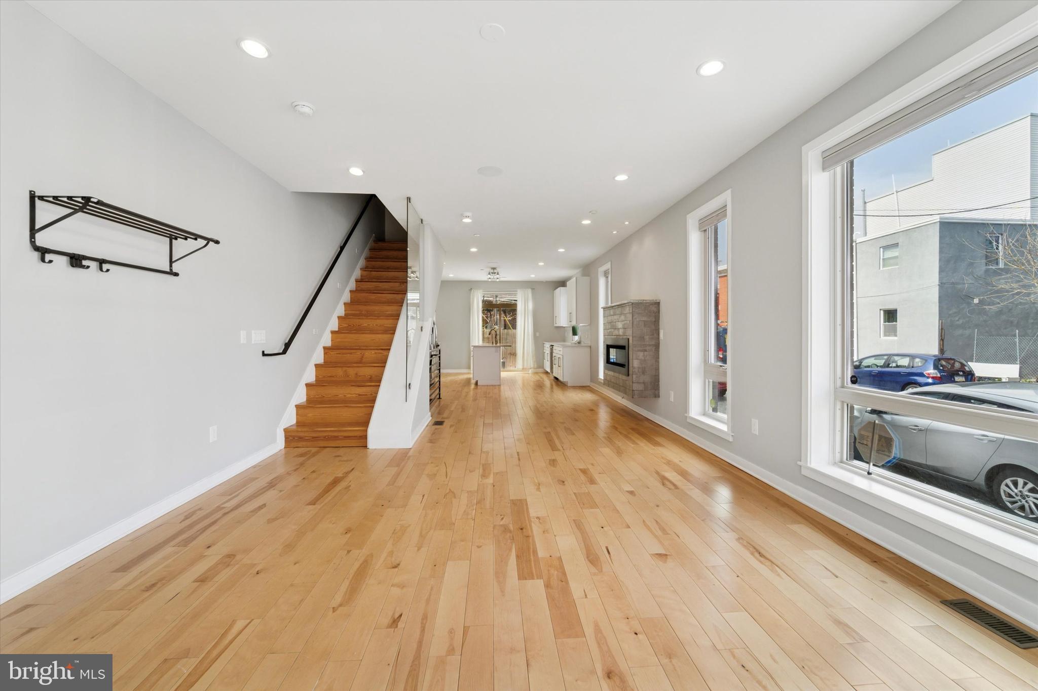 POINT BREEZE - Residential Lease