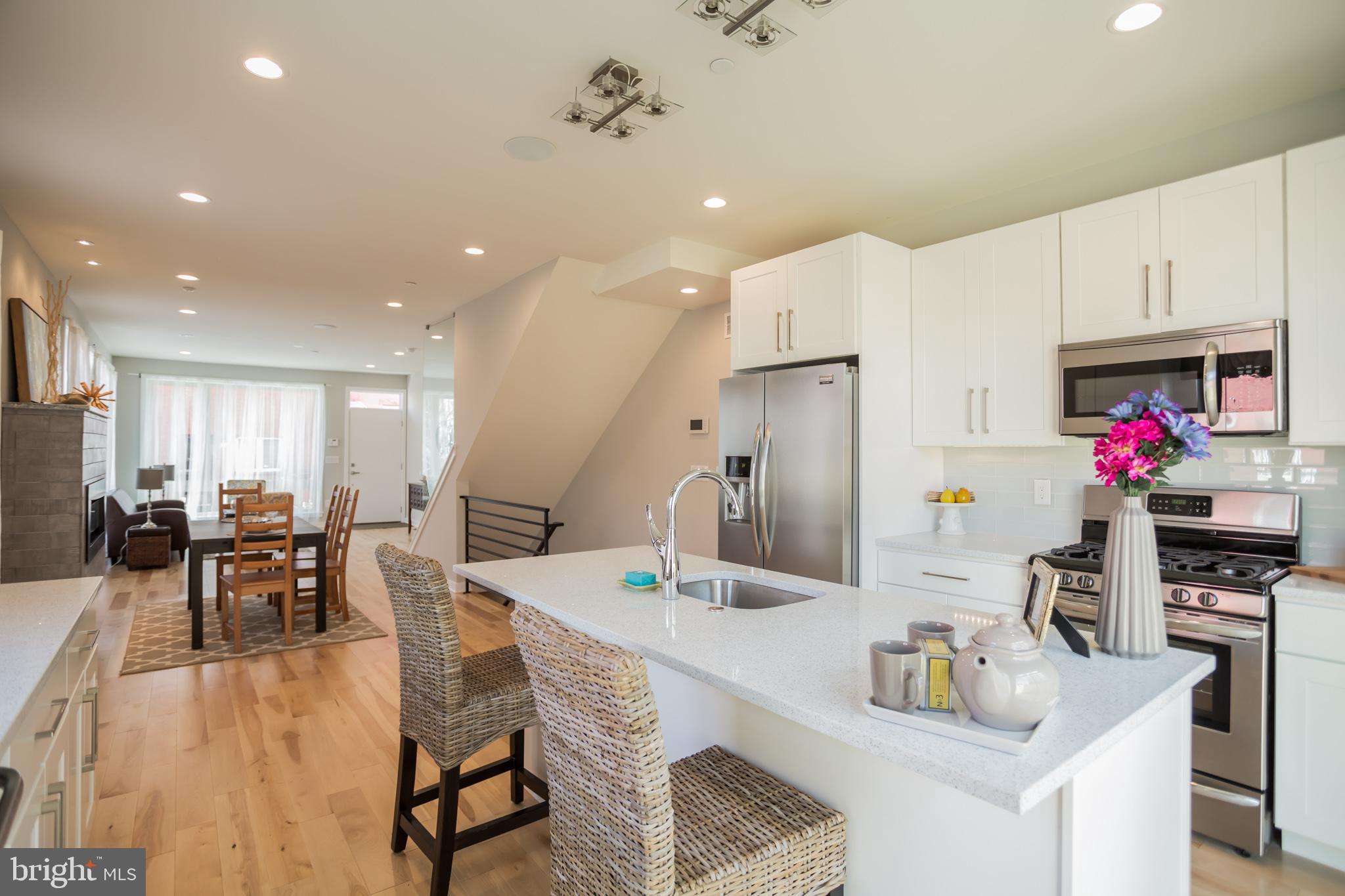 POINT BREEZE - Residential Lease