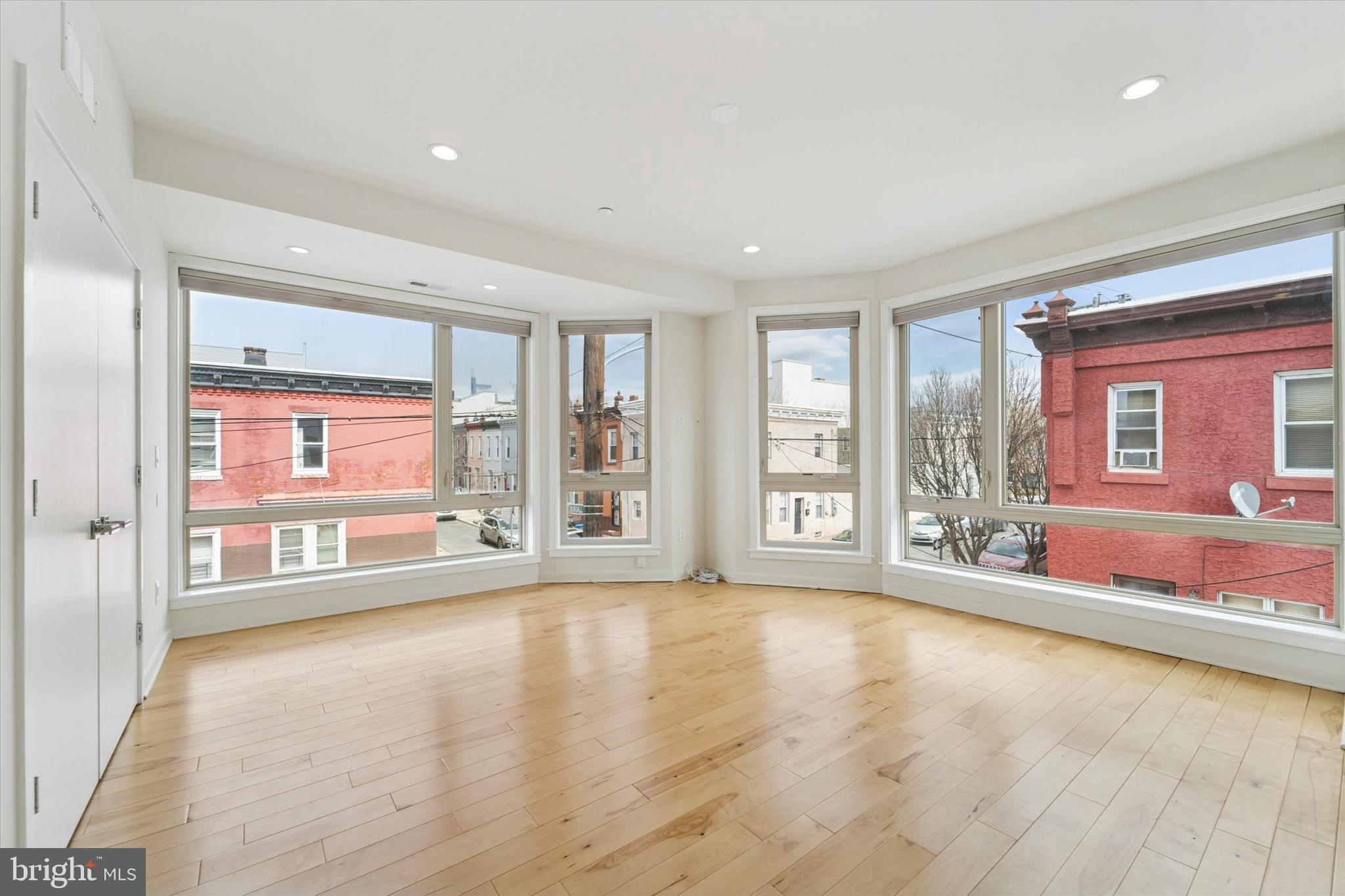 POINT BREEZE - Residential Lease