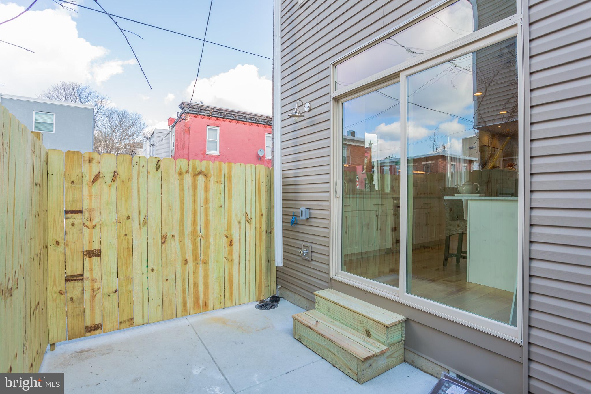 POINT BREEZE - Residential Lease