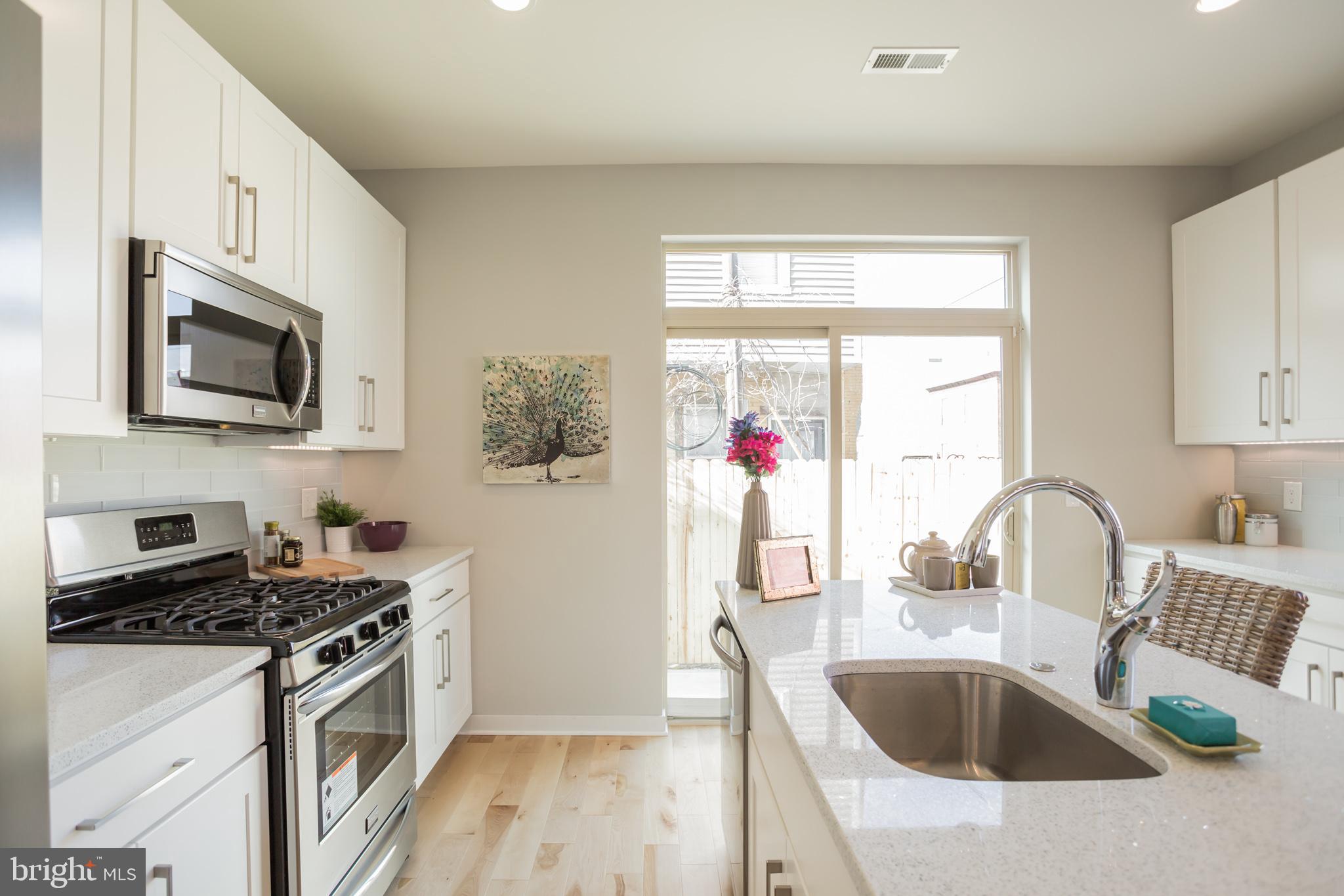 POINT BREEZE - Residential Lease