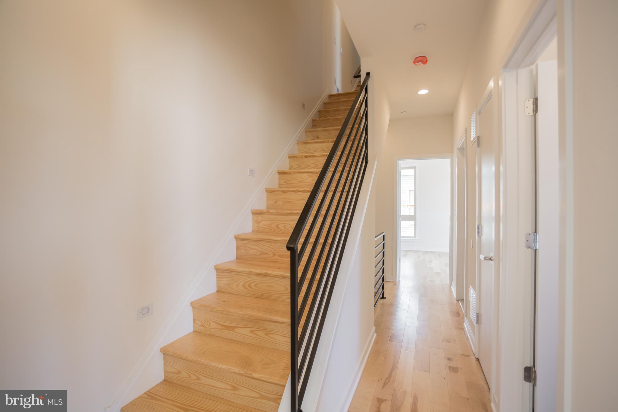 POINT BREEZE - Residential Lease